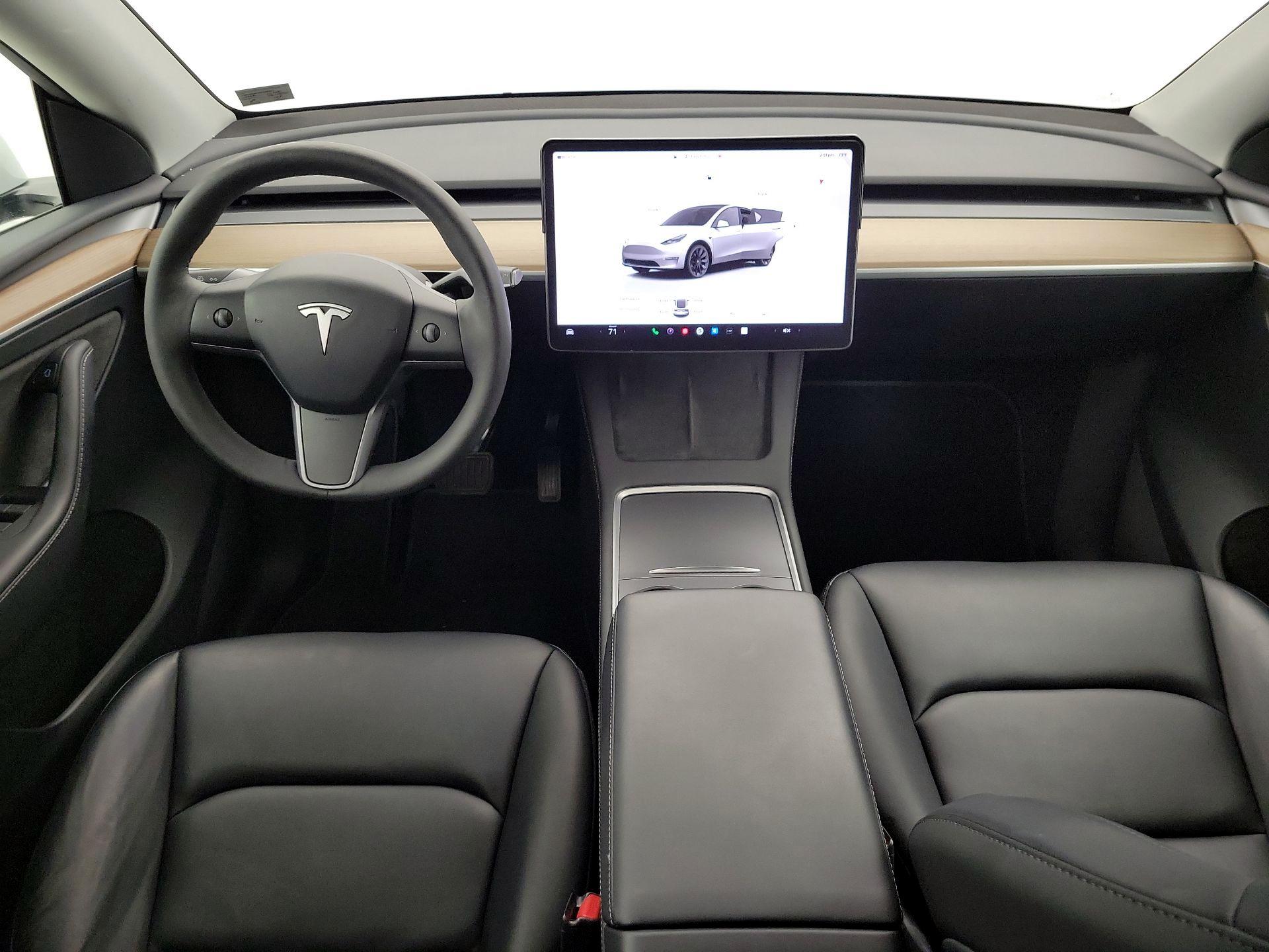 Thumbnail: 2023 Tesla Model Y - 9