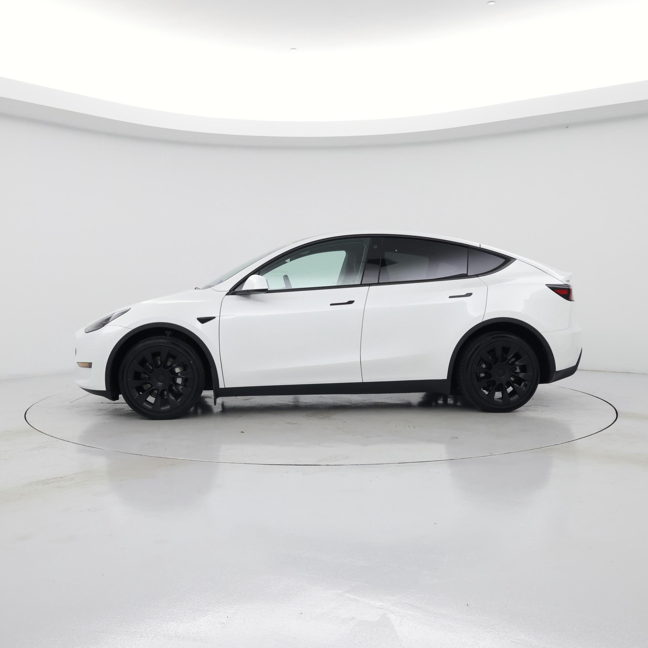 Thumbnail: 2023 Tesla Model Y - 3