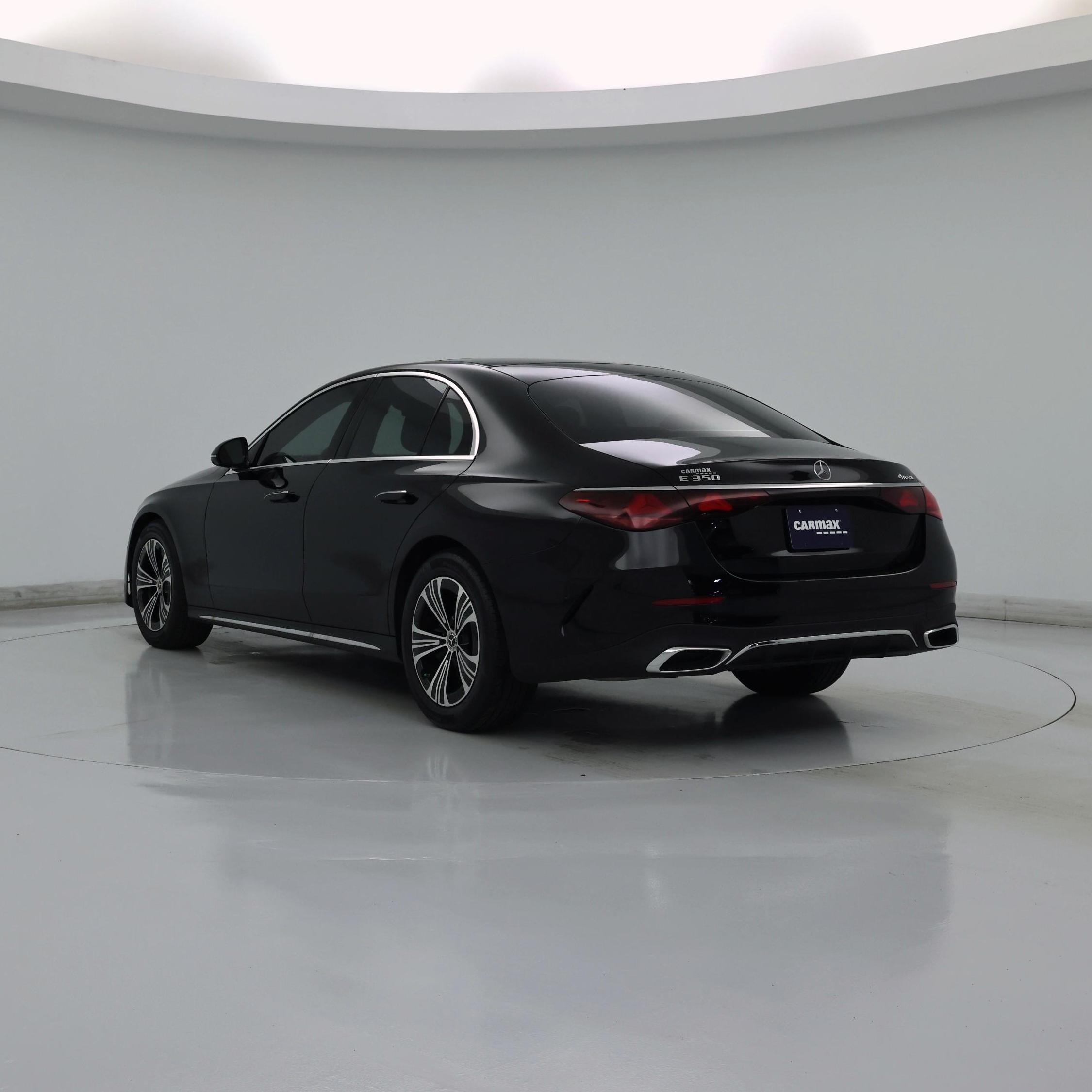 Thumbnail: 2026 Mercedes-Benz E-Class - 2