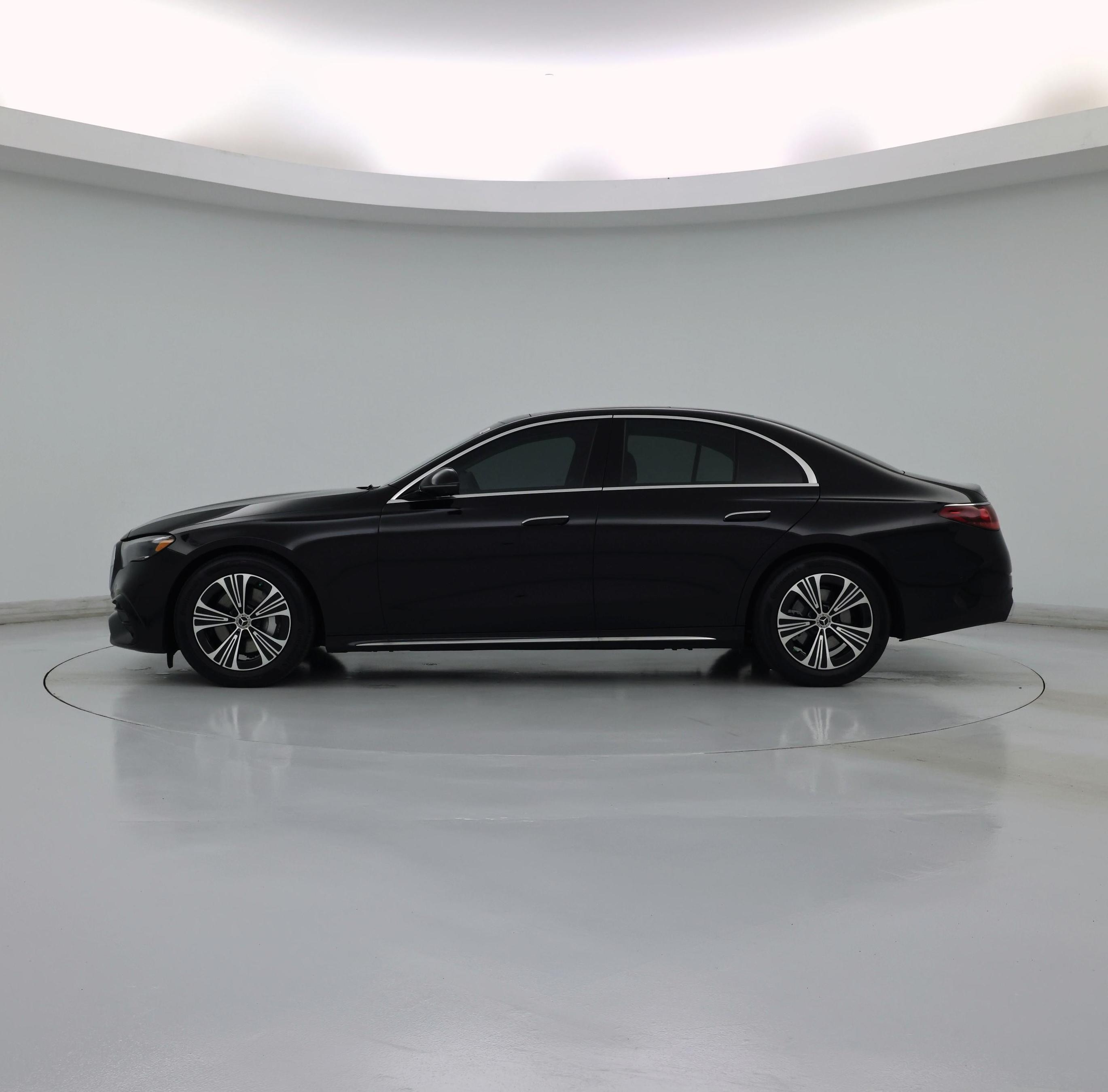 Thumbnail: 2026 Mercedes-Benz E-Class - 3