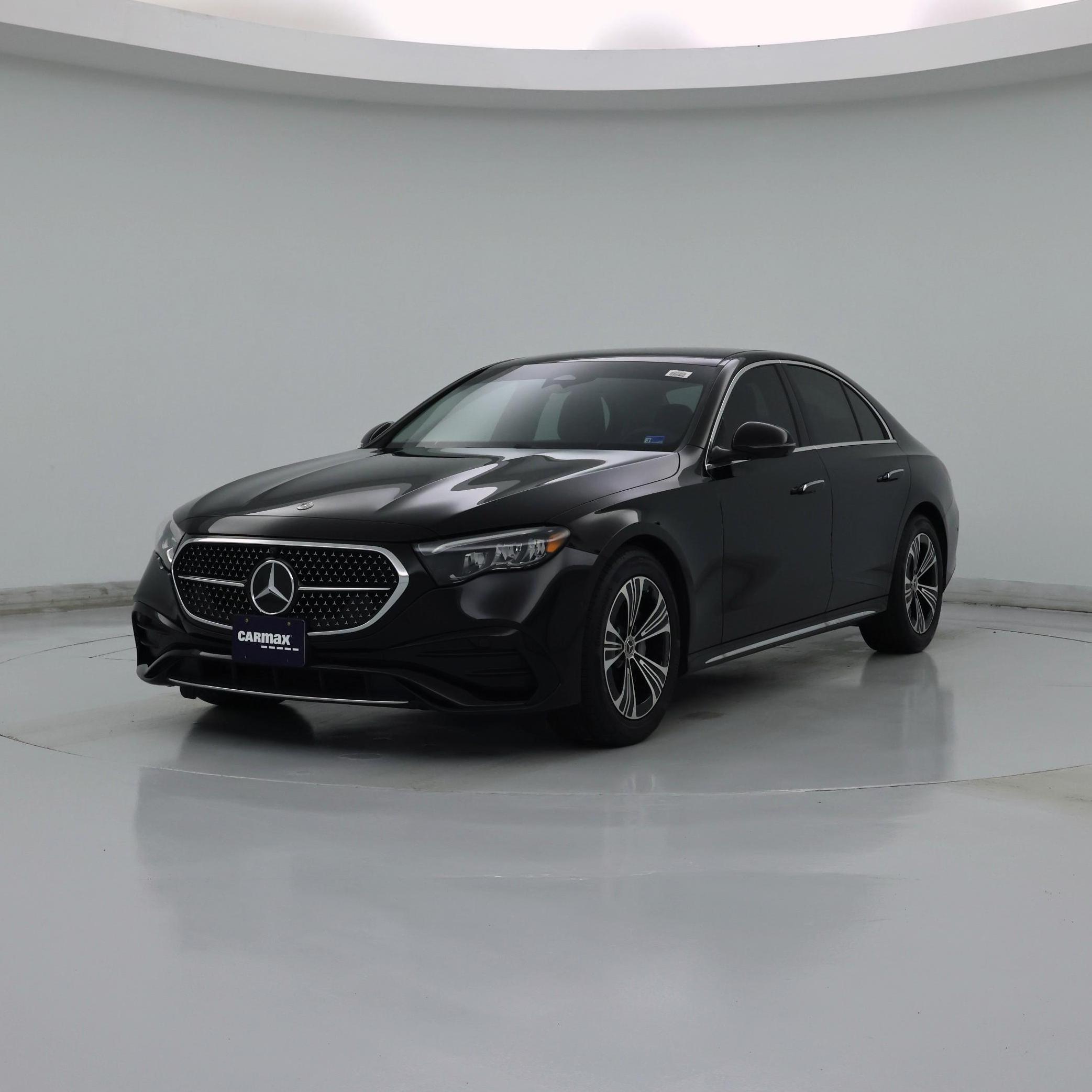 Thumbnail: 2026 Mercedes-Benz E-Class - 4