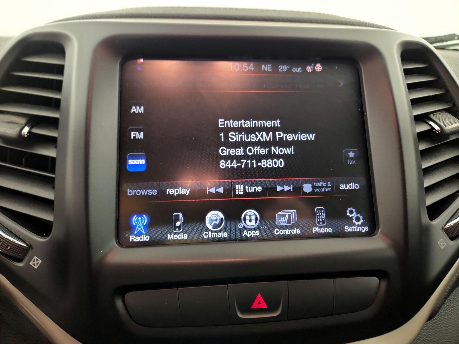 Thumbnail: 2015 Jeep Cherokee - 15