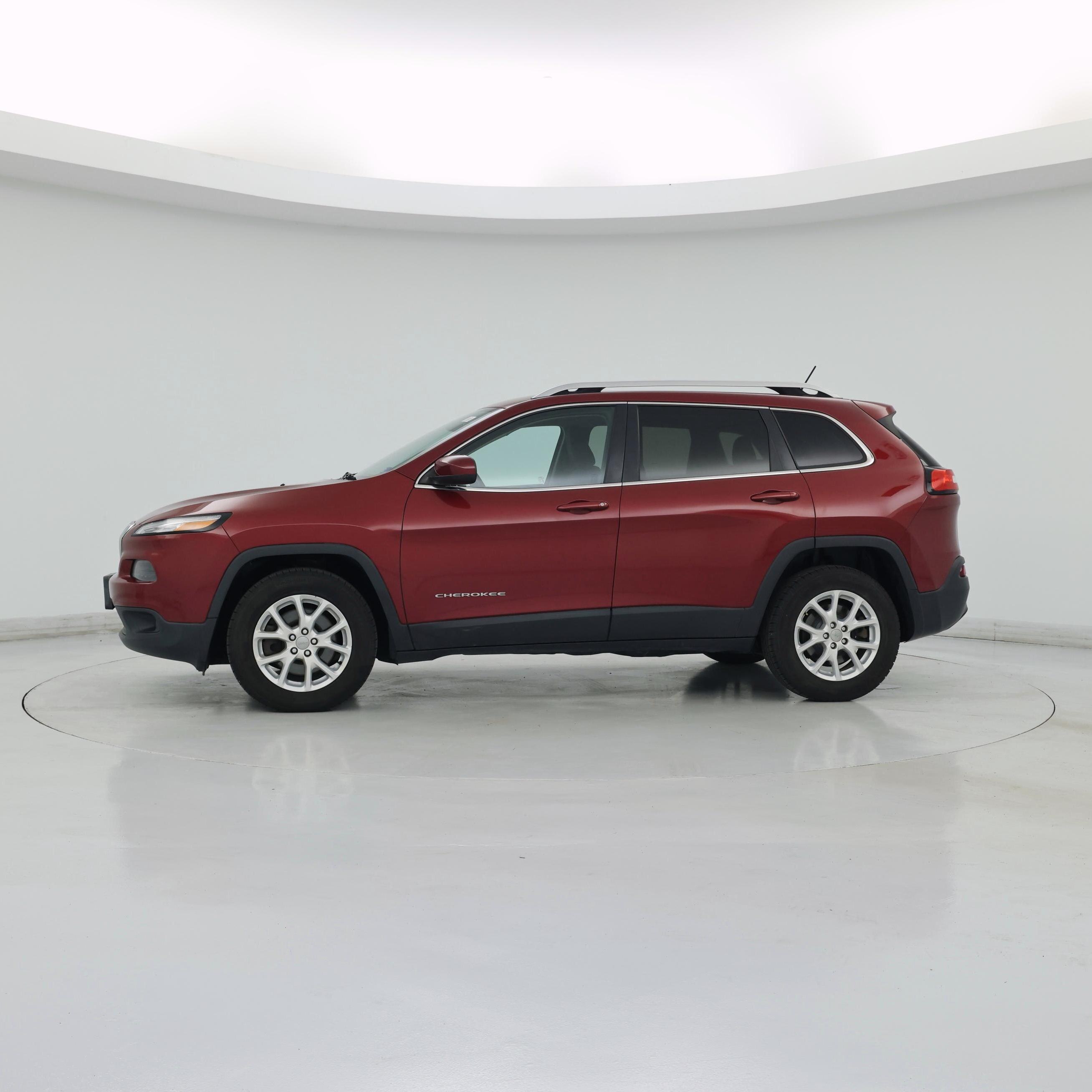 Thumbnail: 2015 Jeep Cherokee - 3