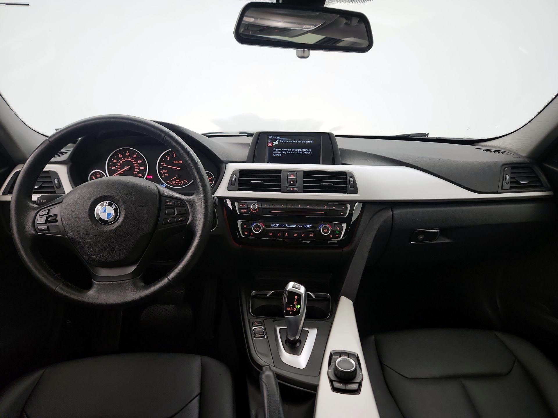 Thumbnail: 2016 BMW 3 Series - 9