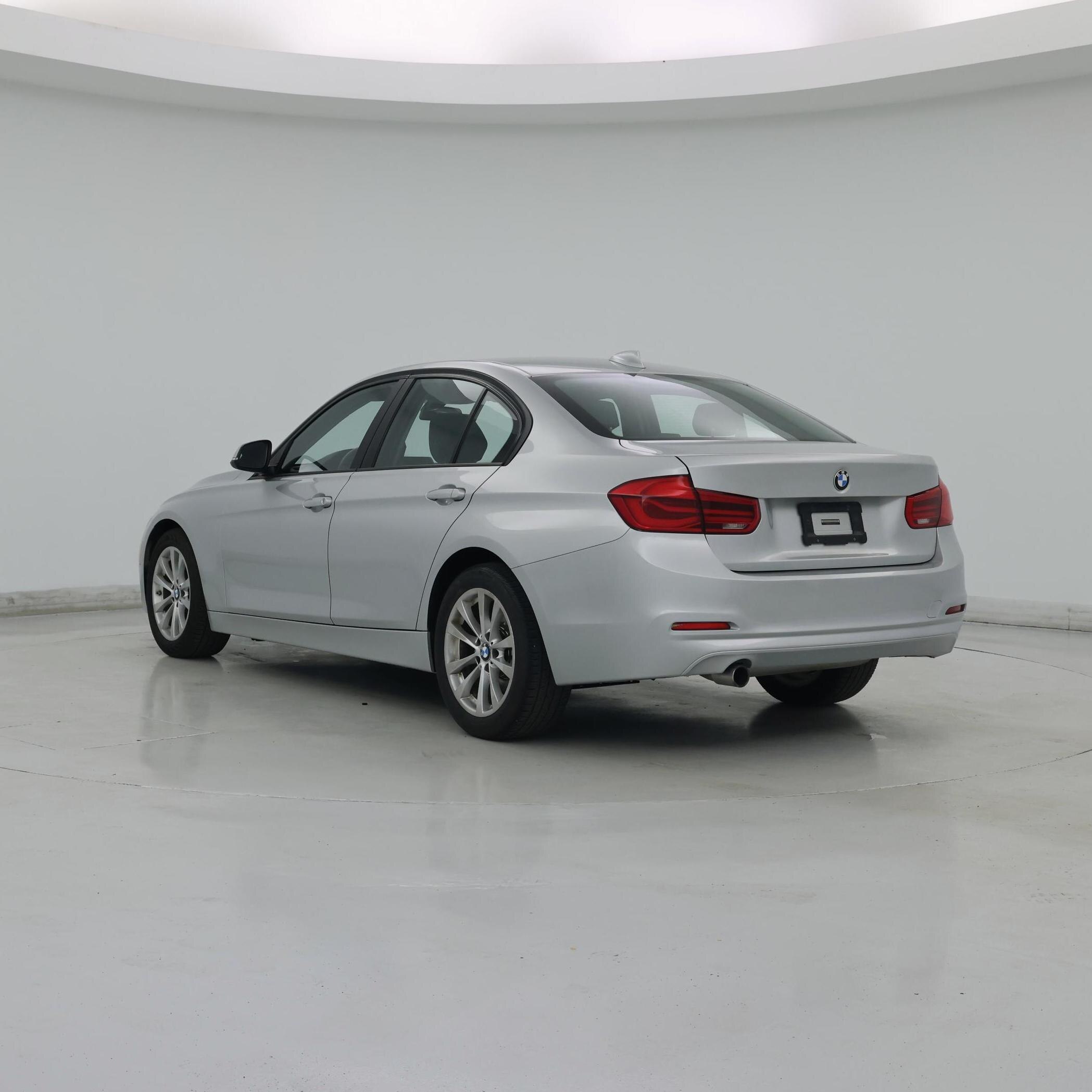 Thumbnail: 2016 BMW 3 Series - 2