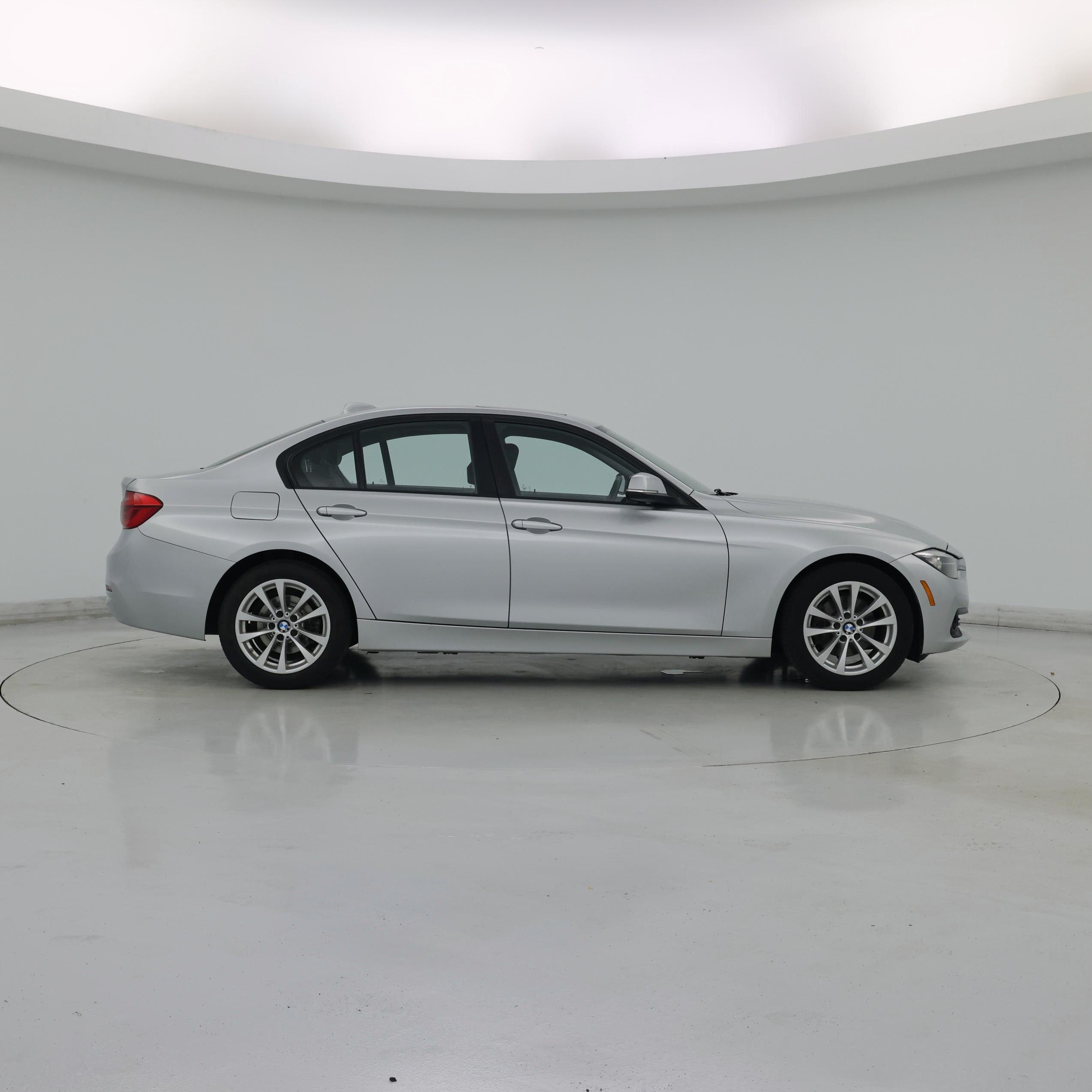 Thumbnail: 2016 BMW 3 Series - 7