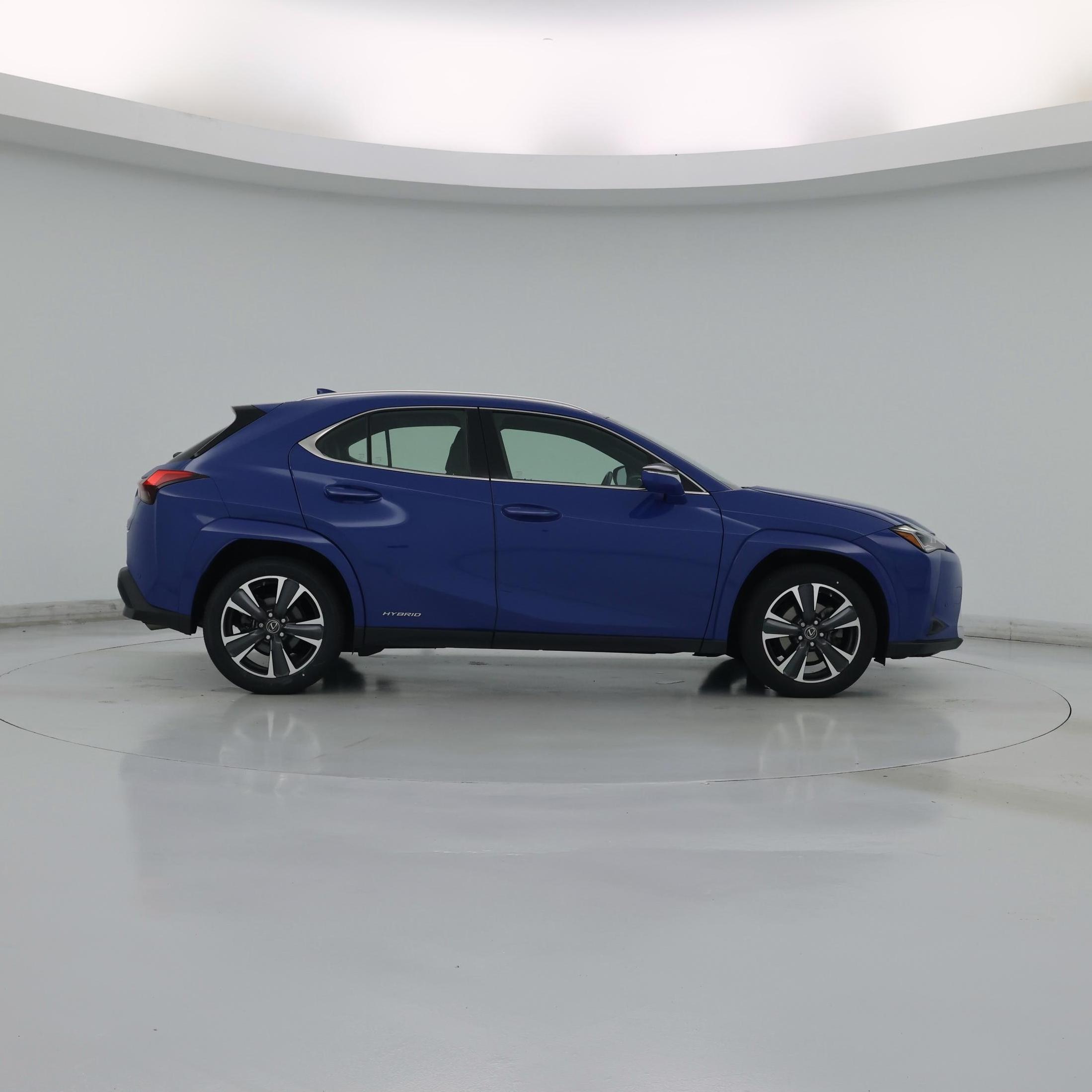 Thumbnail: 2022 Lexus UX - 7