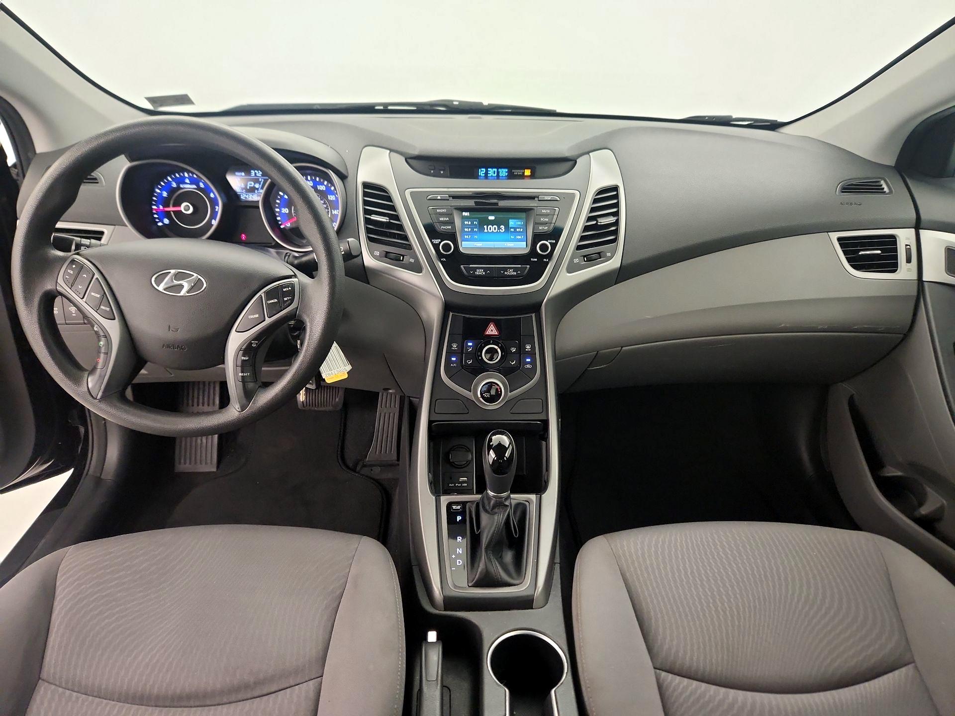 Thumbnail: 2015 Hyundai Elantra - 9