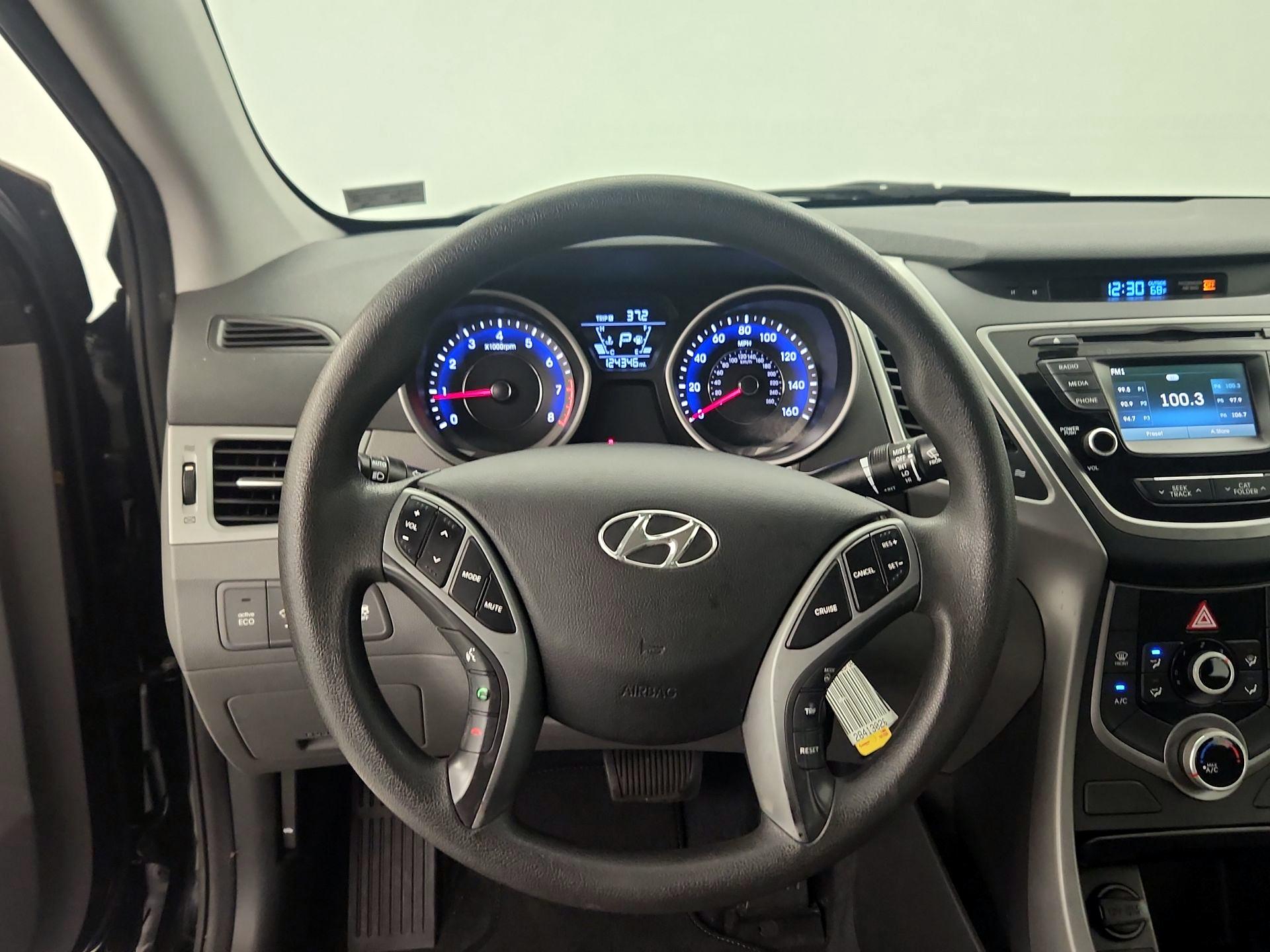 Thumbnail: 2015 Hyundai Elantra - 10