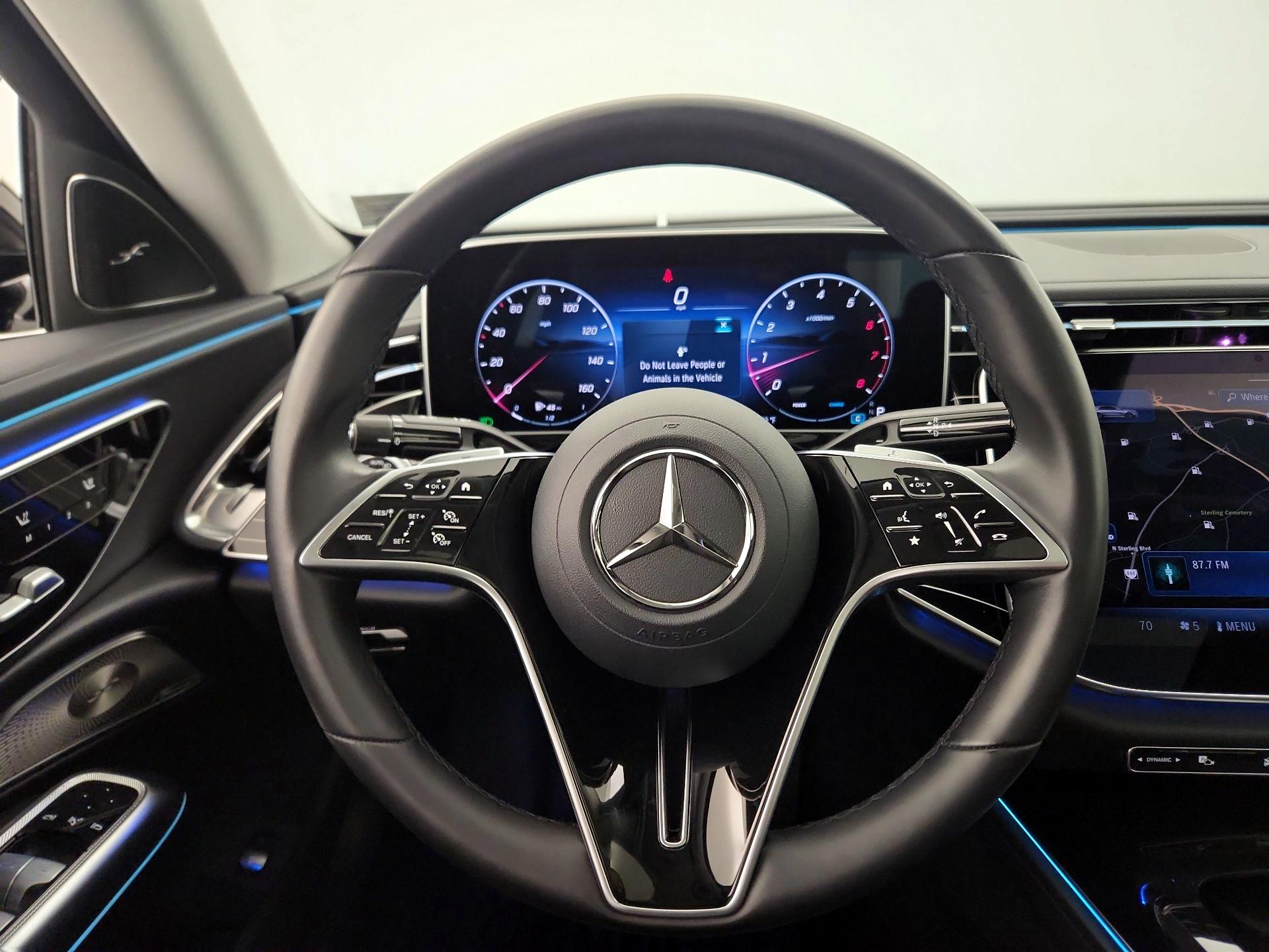 Thumbnail: 2025 Mercedes-Benz E-Class - 10