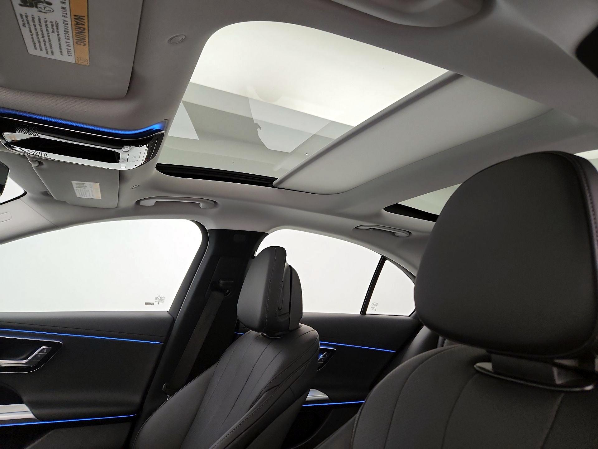 Thumbnail: 2025 Mercedes-Benz E-Class - 20