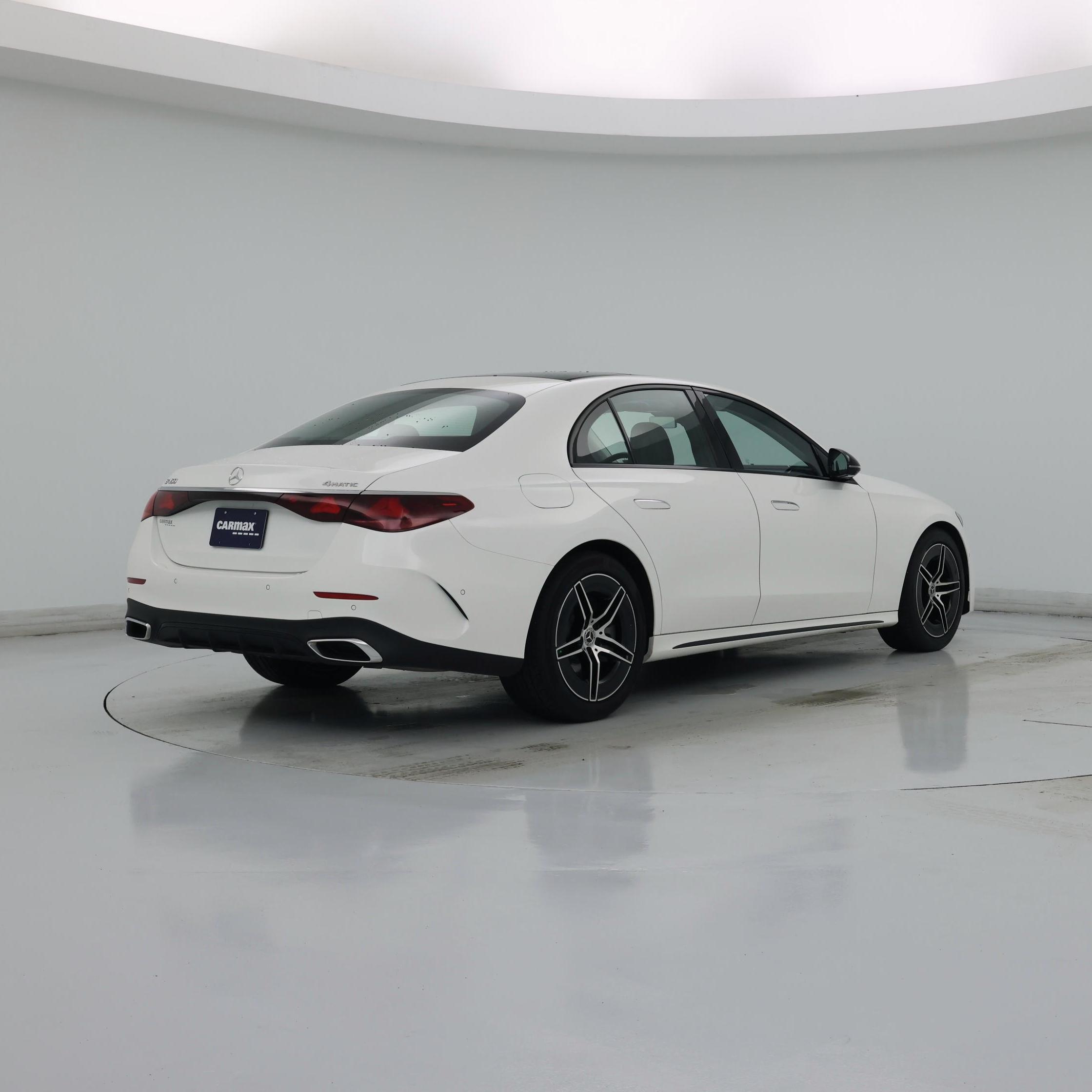 Thumbnail: 2025 Mercedes-Benz E-Class - 8