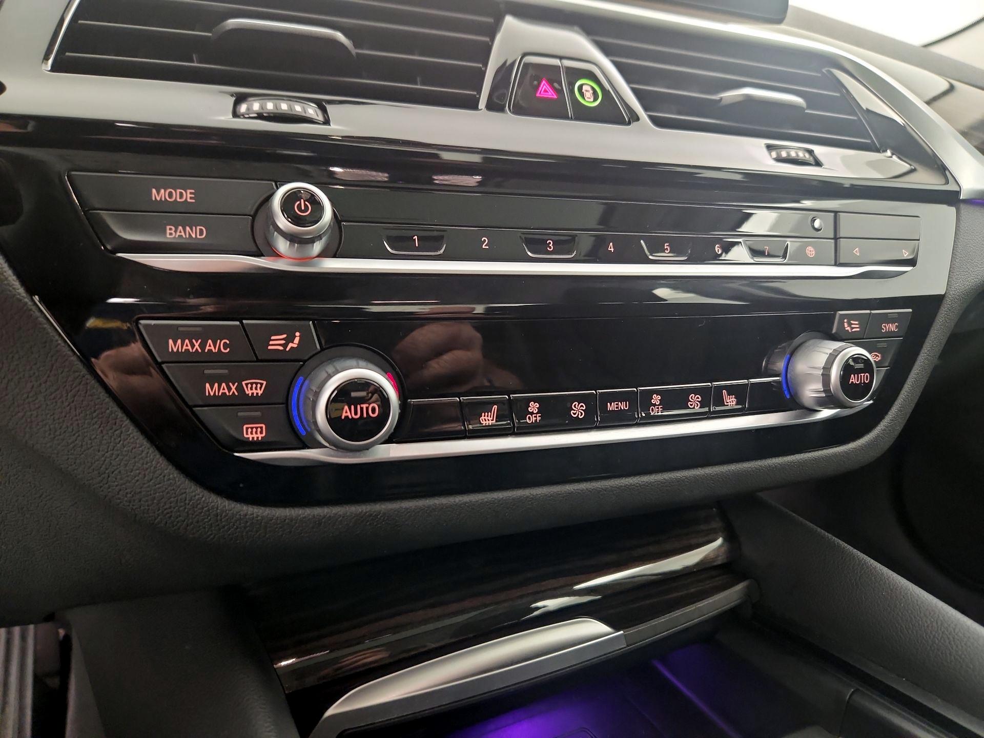 Thumbnail: 2022 BMW 5 Series - 16