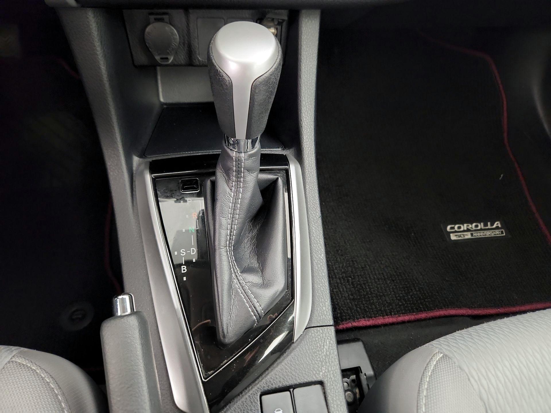 Thumbnail: 2017 Toyota Corolla - 17