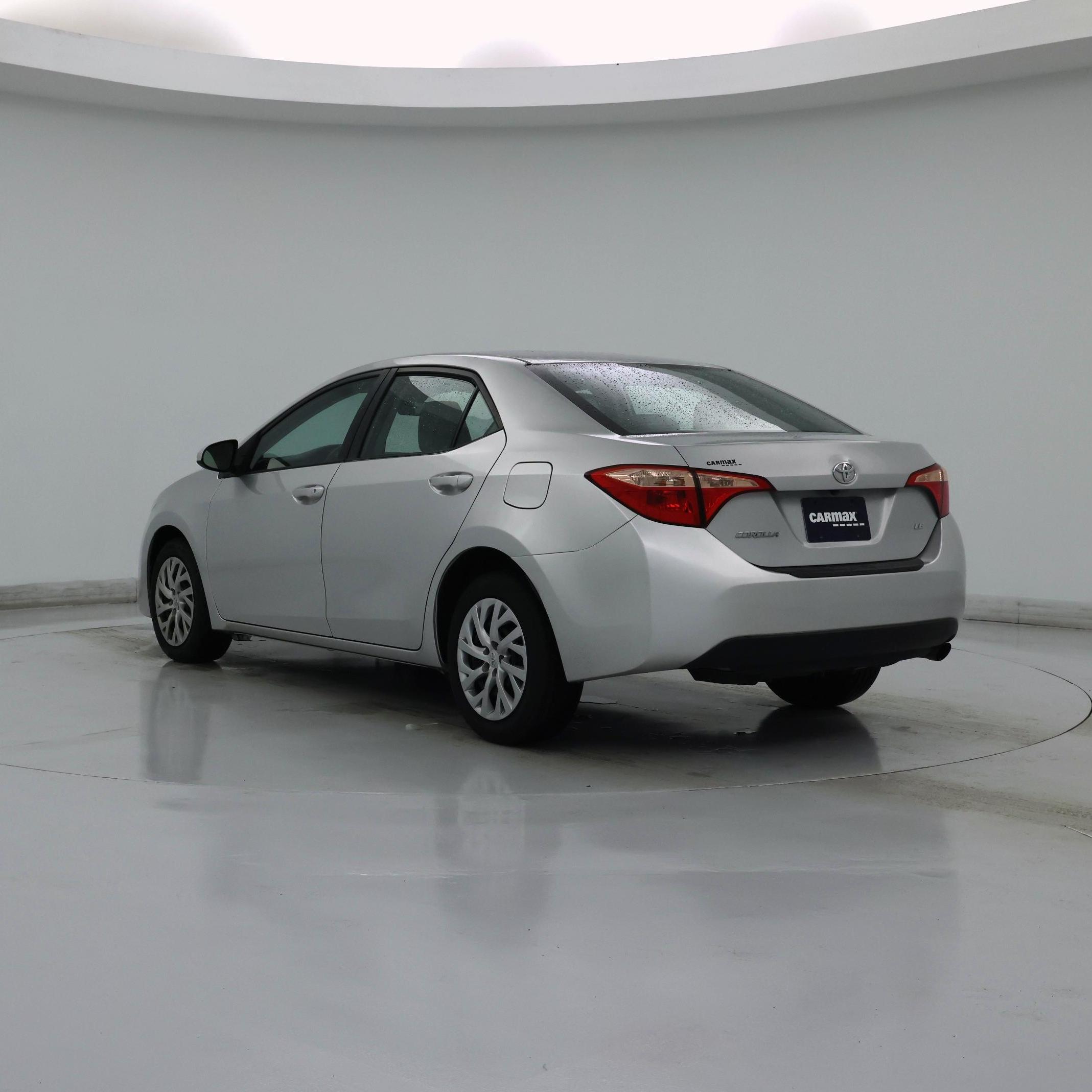 Thumbnail: 2017 Toyota Corolla - 2