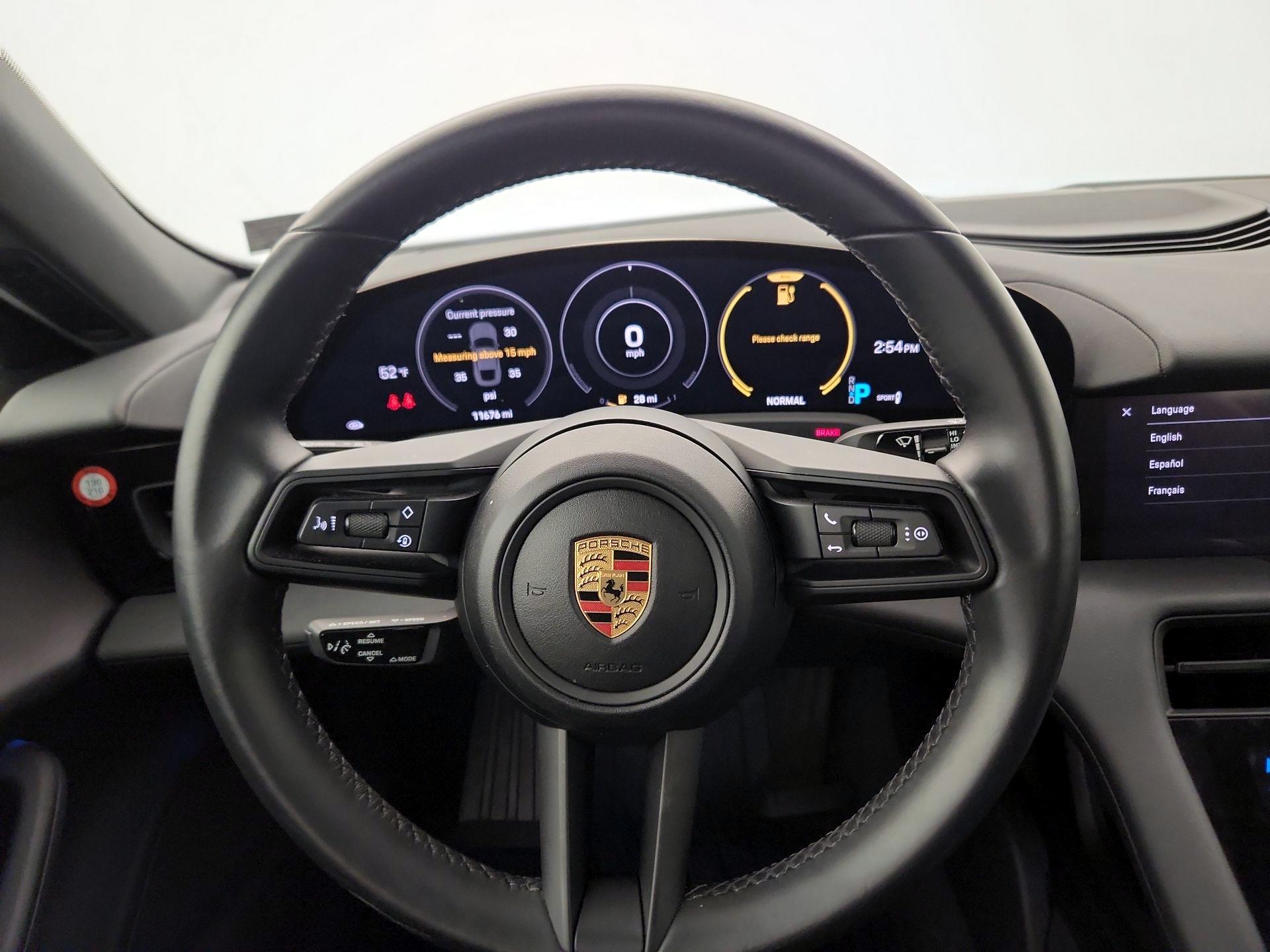 Thumbnail: 2021 Porsche Taycan - 10