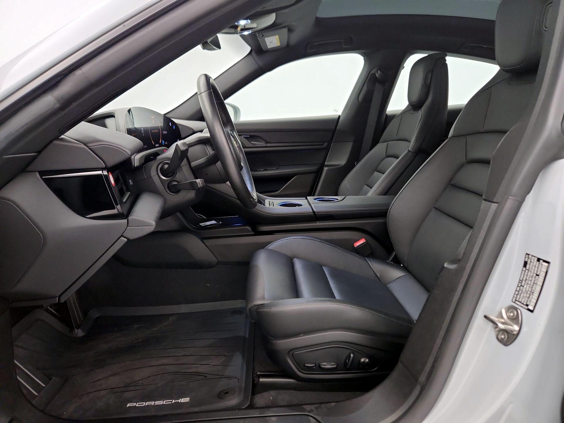 Thumbnail: 2021 Porsche Taycan - 11