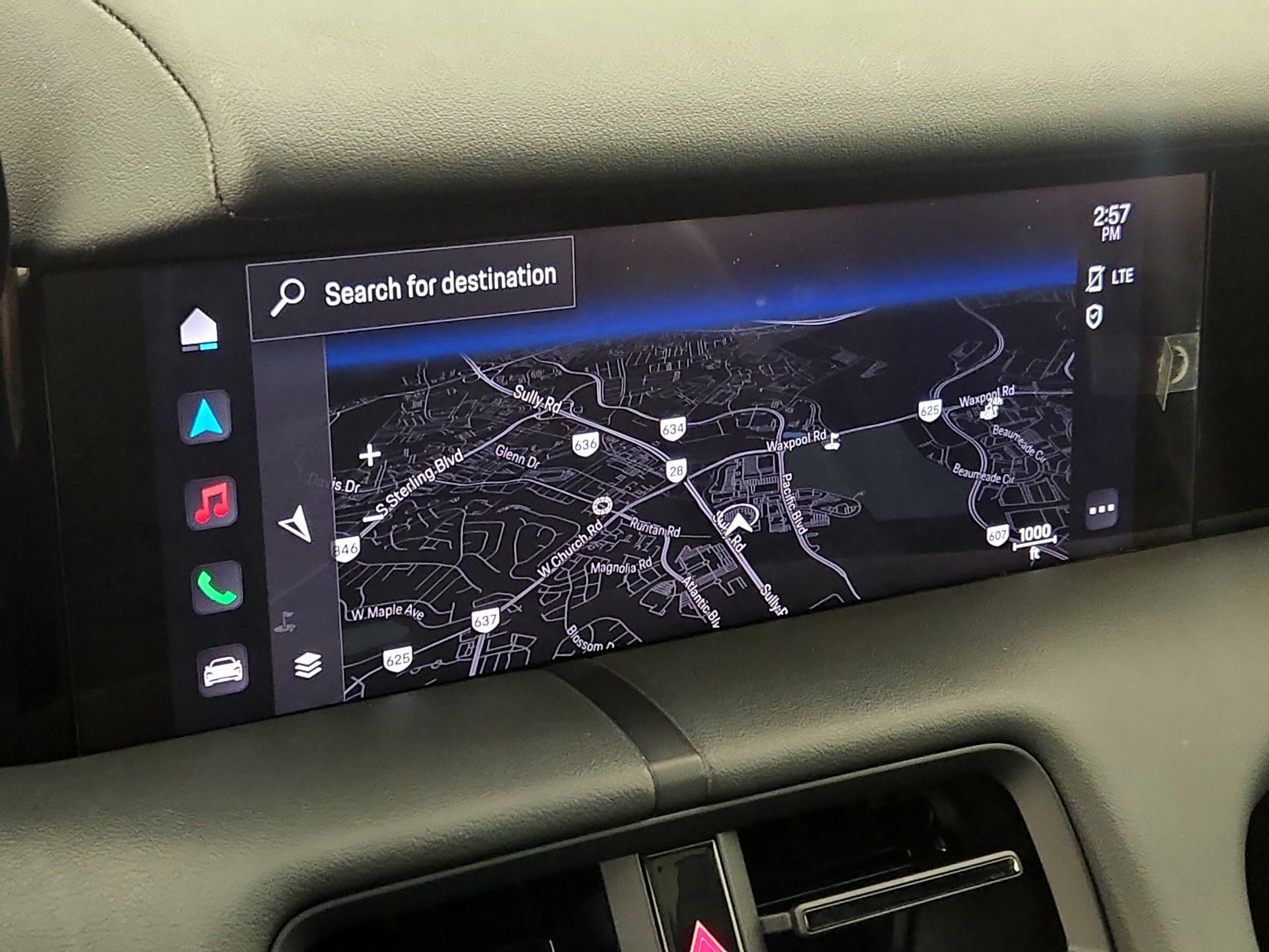 Thumbnail: 2021 Porsche Taycan - 14