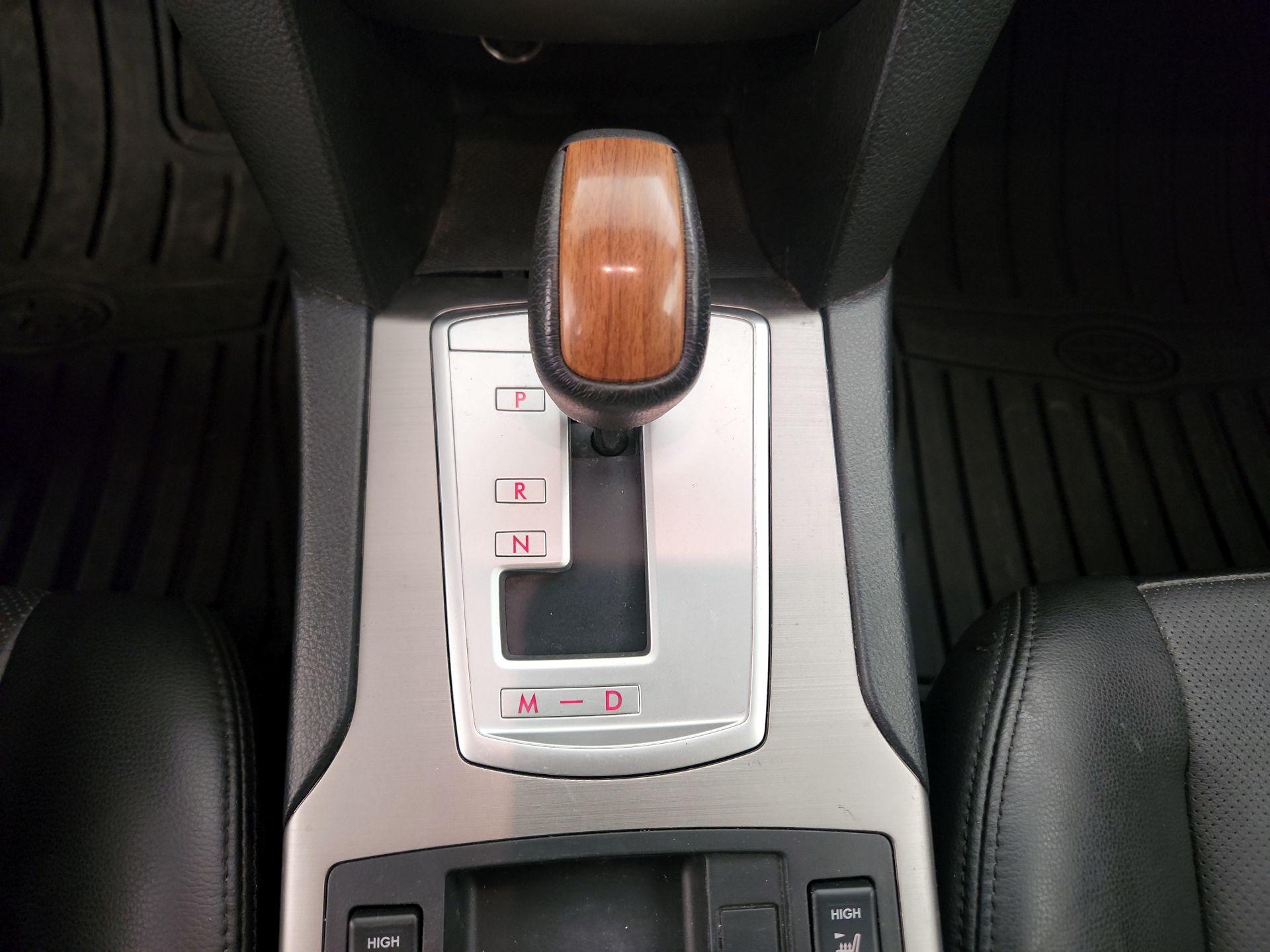 Thumbnail: 2014 Subaru Outback - 17