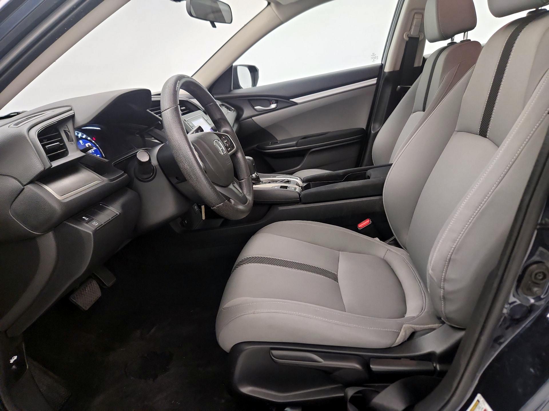 Thumbnail: 2016 Honda Civic - 11