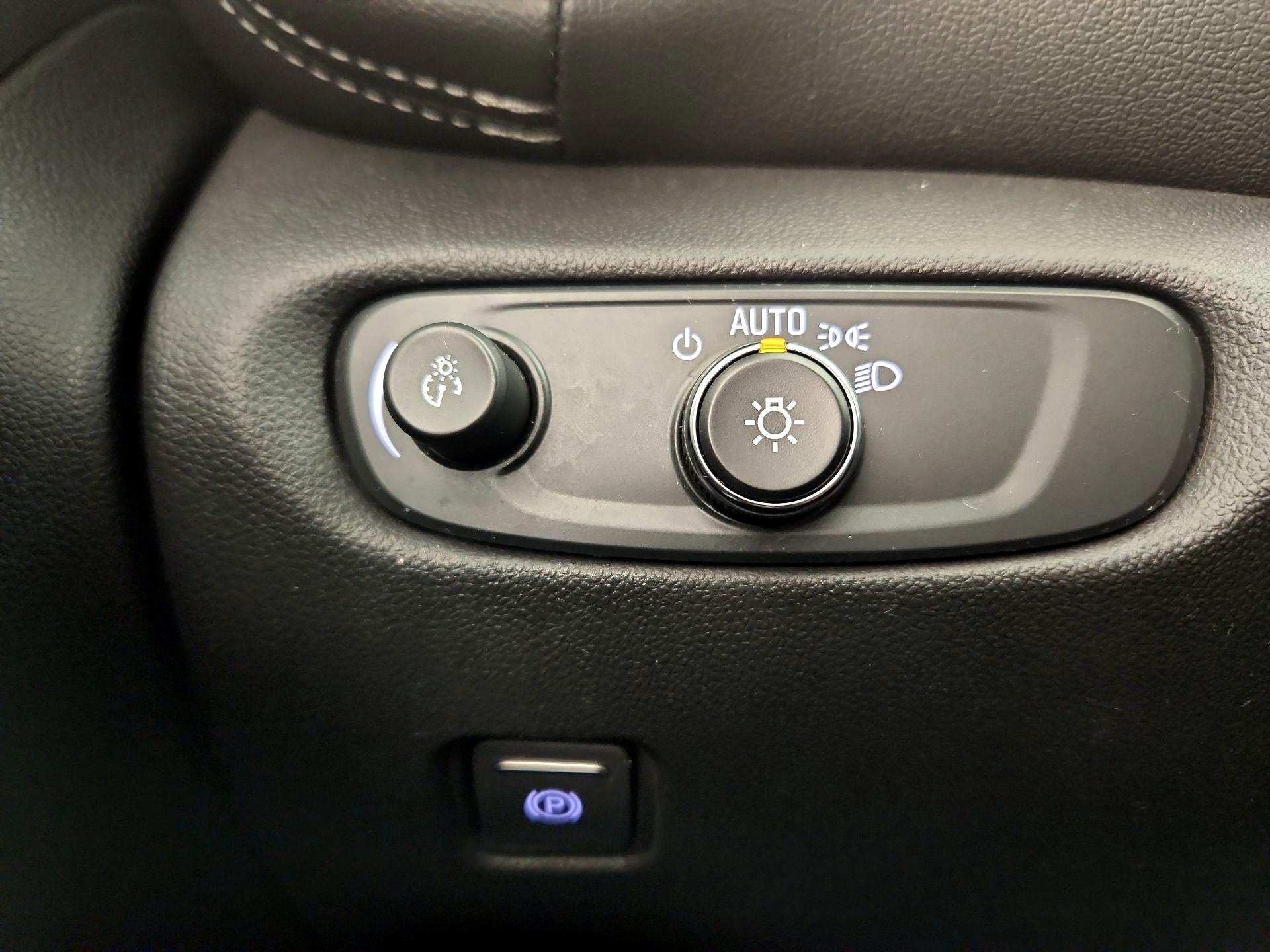 Thumbnail: 2023 Chevrolet Blazer - 13