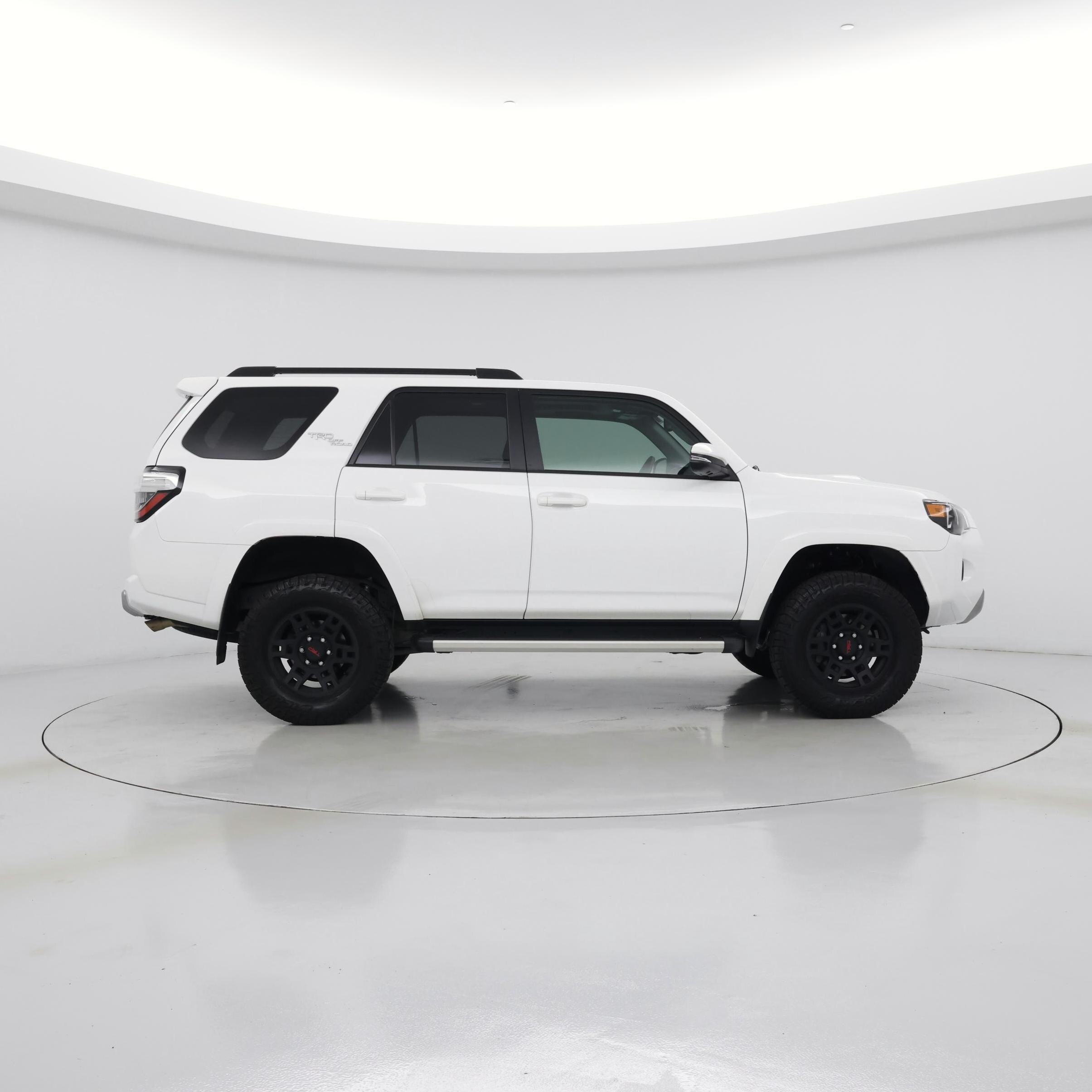 Thumbnail: 2024 Toyota 4Runner - 7