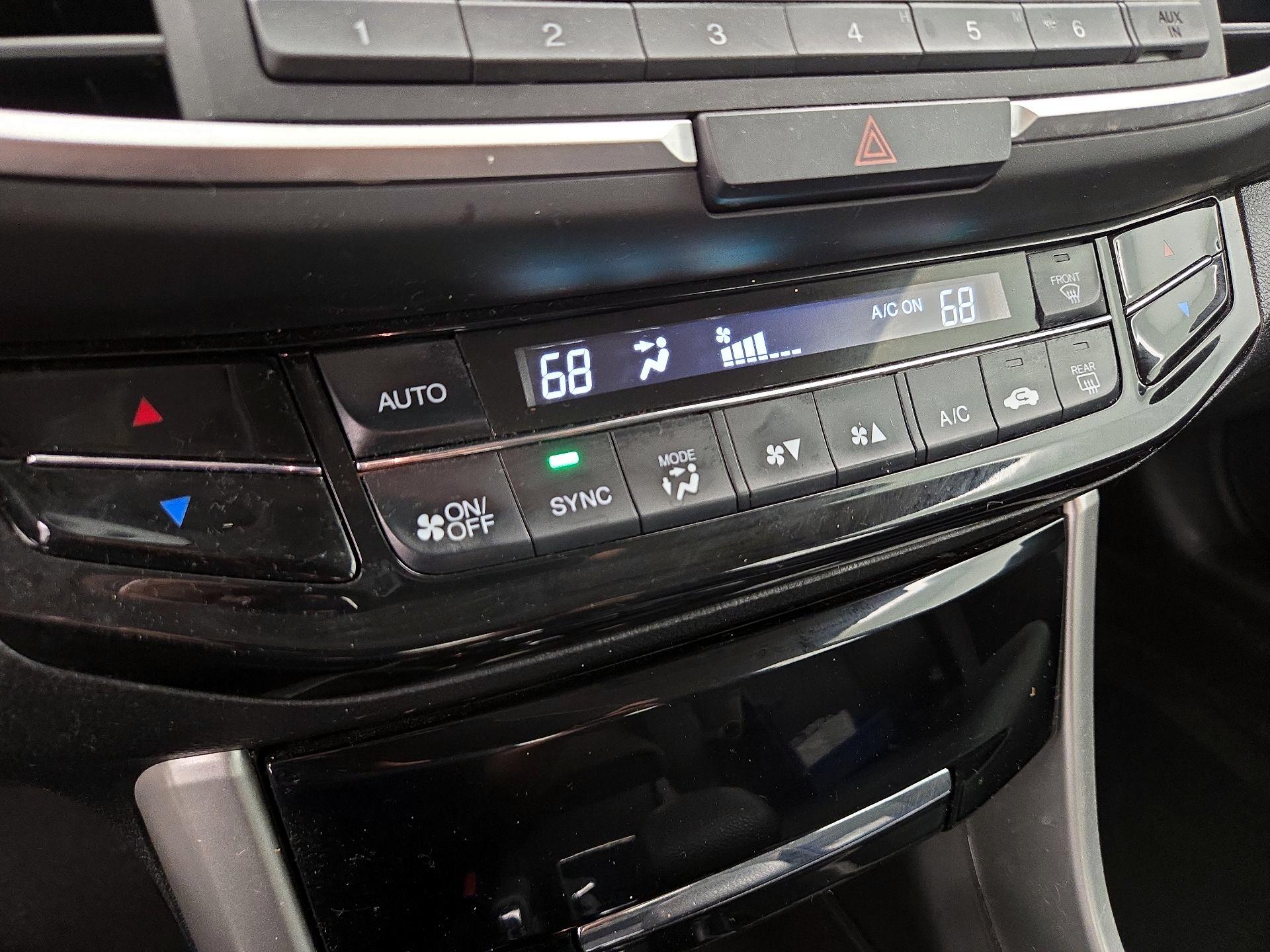 Thumbnail: 2016 Honda Accord - 16