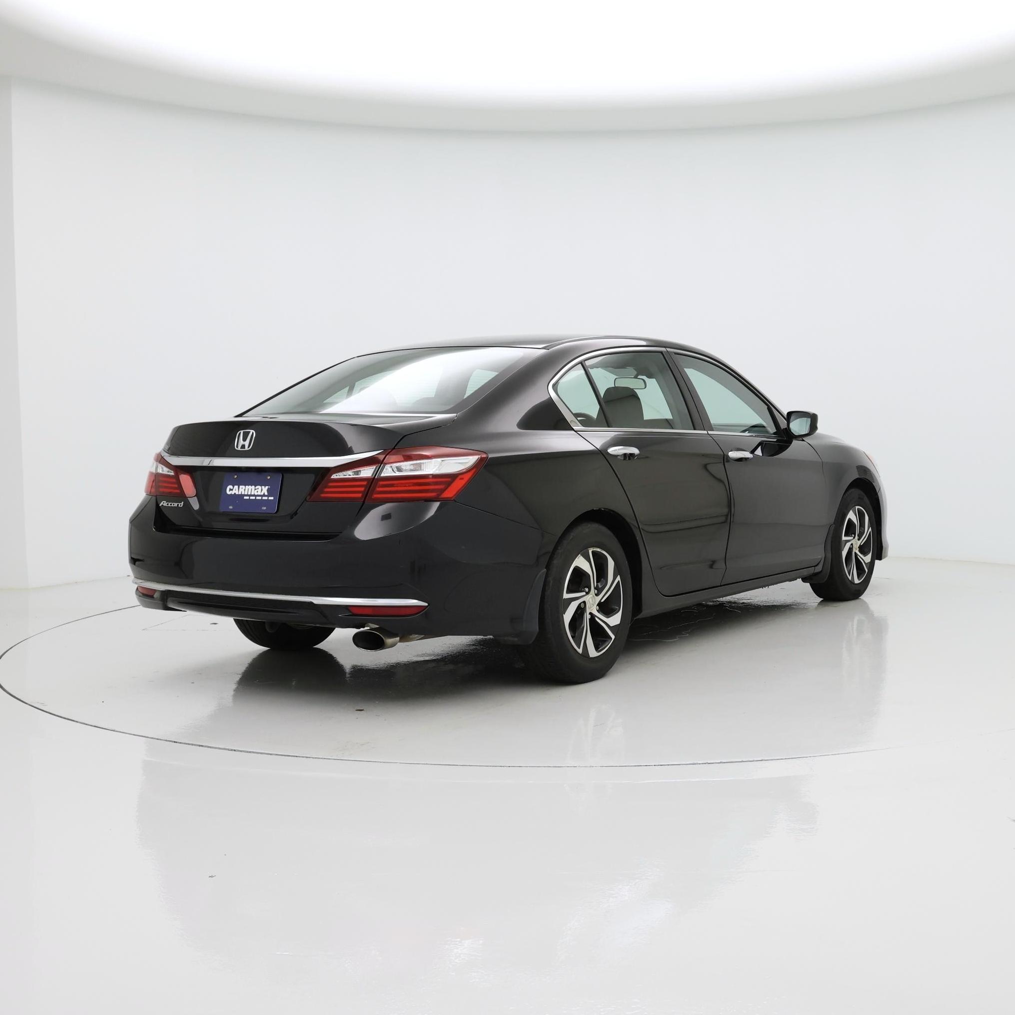 Thumbnail: 2016 Honda Accord - 8