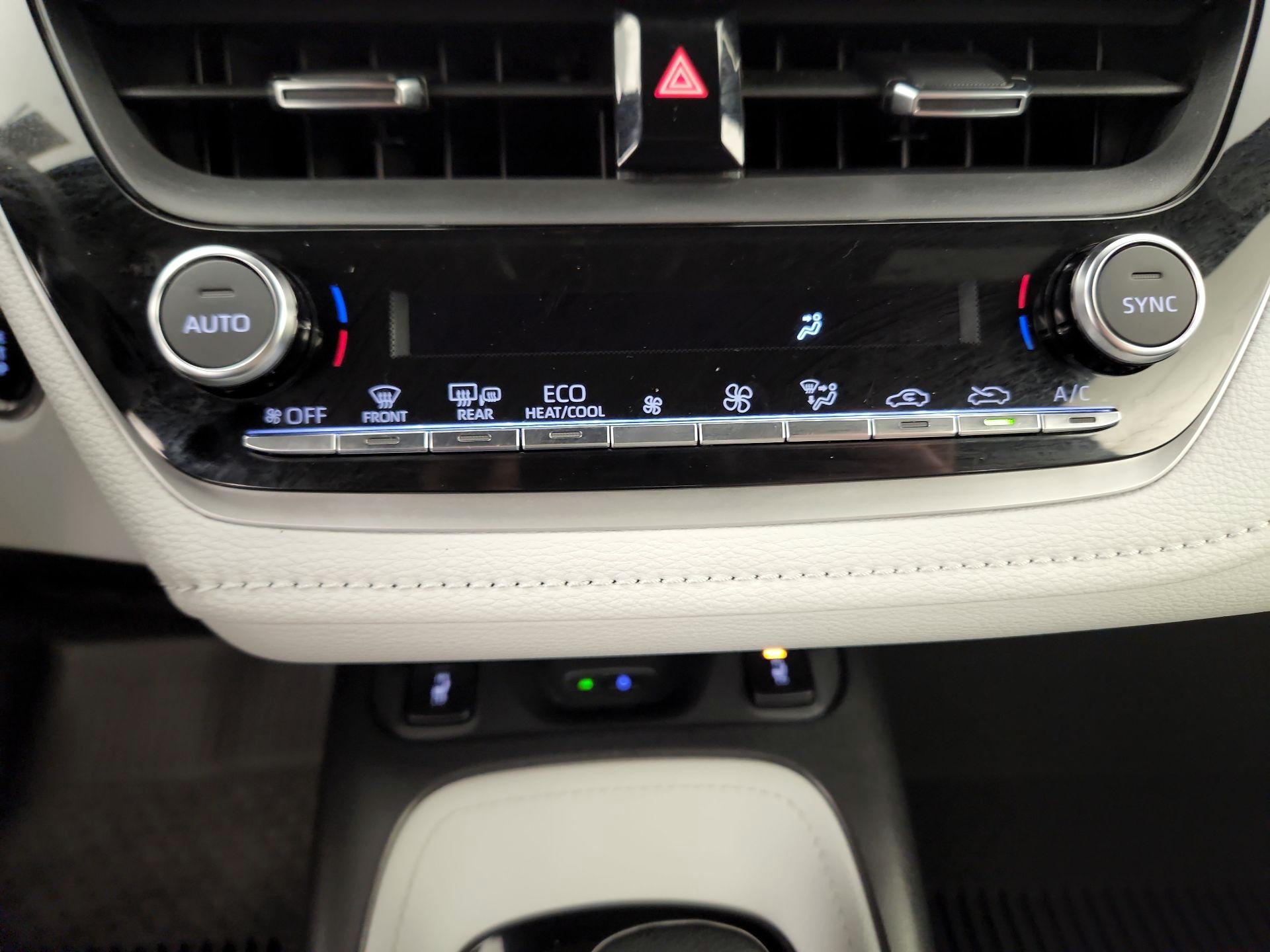 Thumbnail: 2023 Toyota Corolla - 17