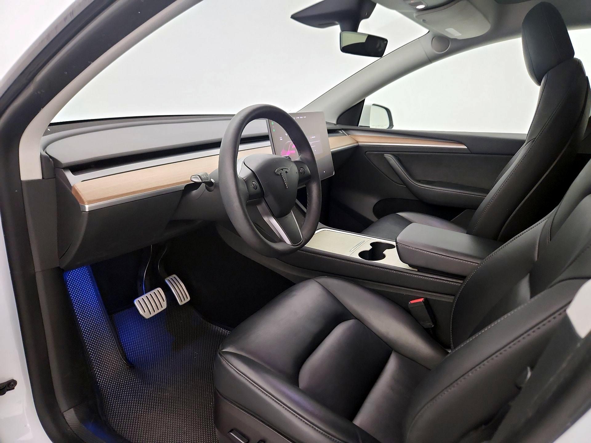 Thumbnail: 2023 Tesla Model Y - 11