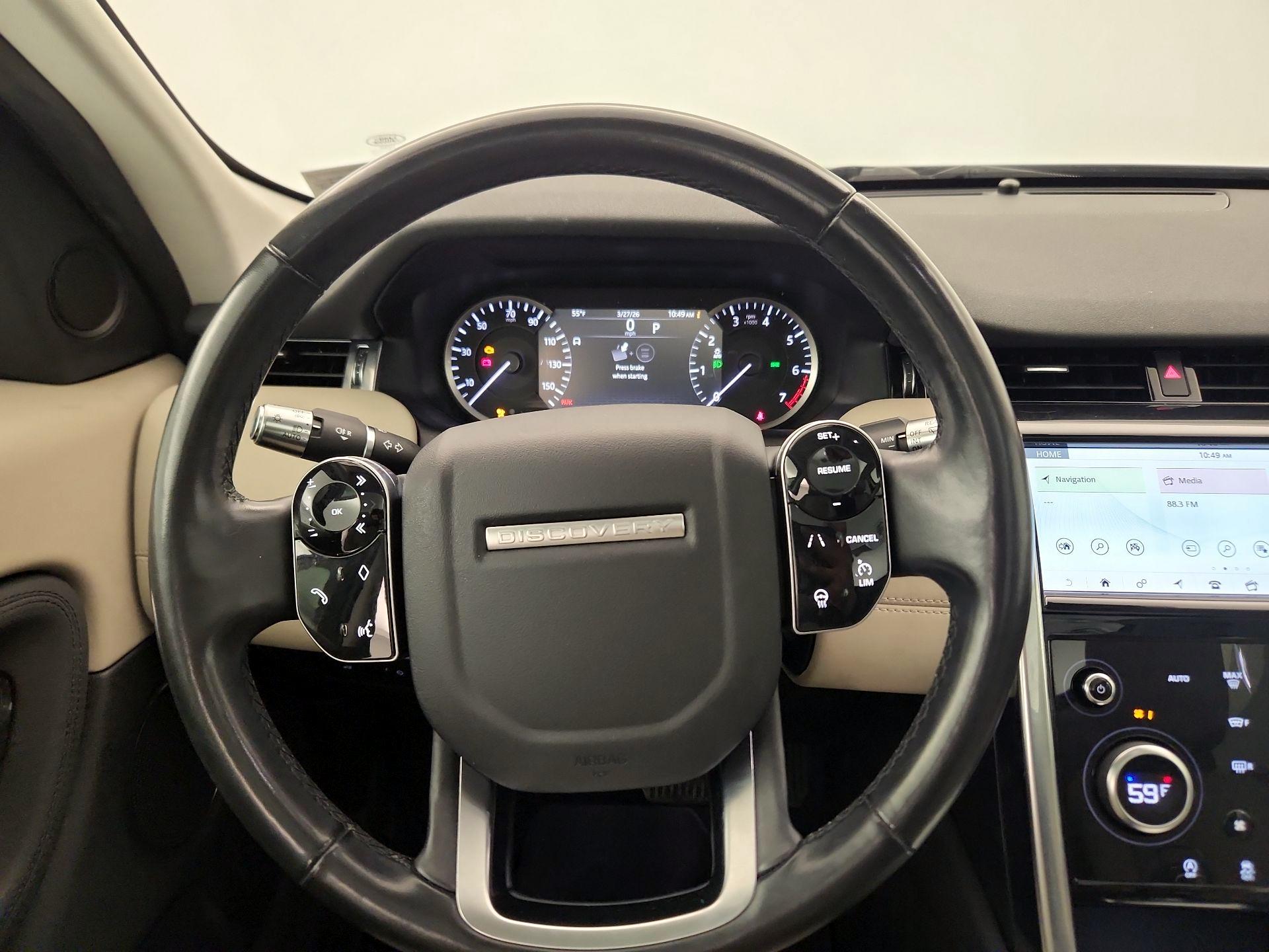 Thumbnail: 2020 Land Rover Discovery Sport - 10