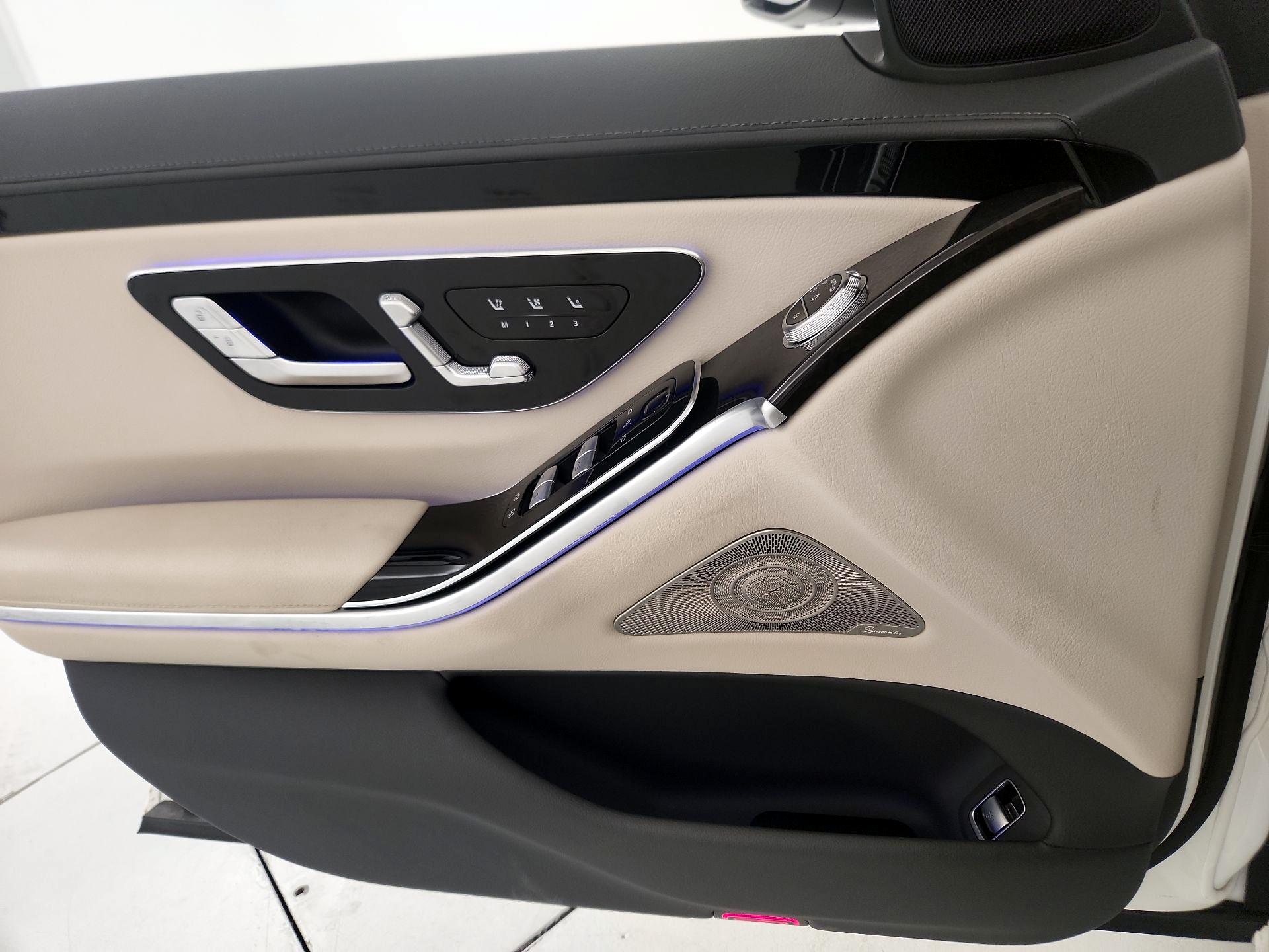 Thumbnail: 2022 Mercedes-Benz S-Class - 12