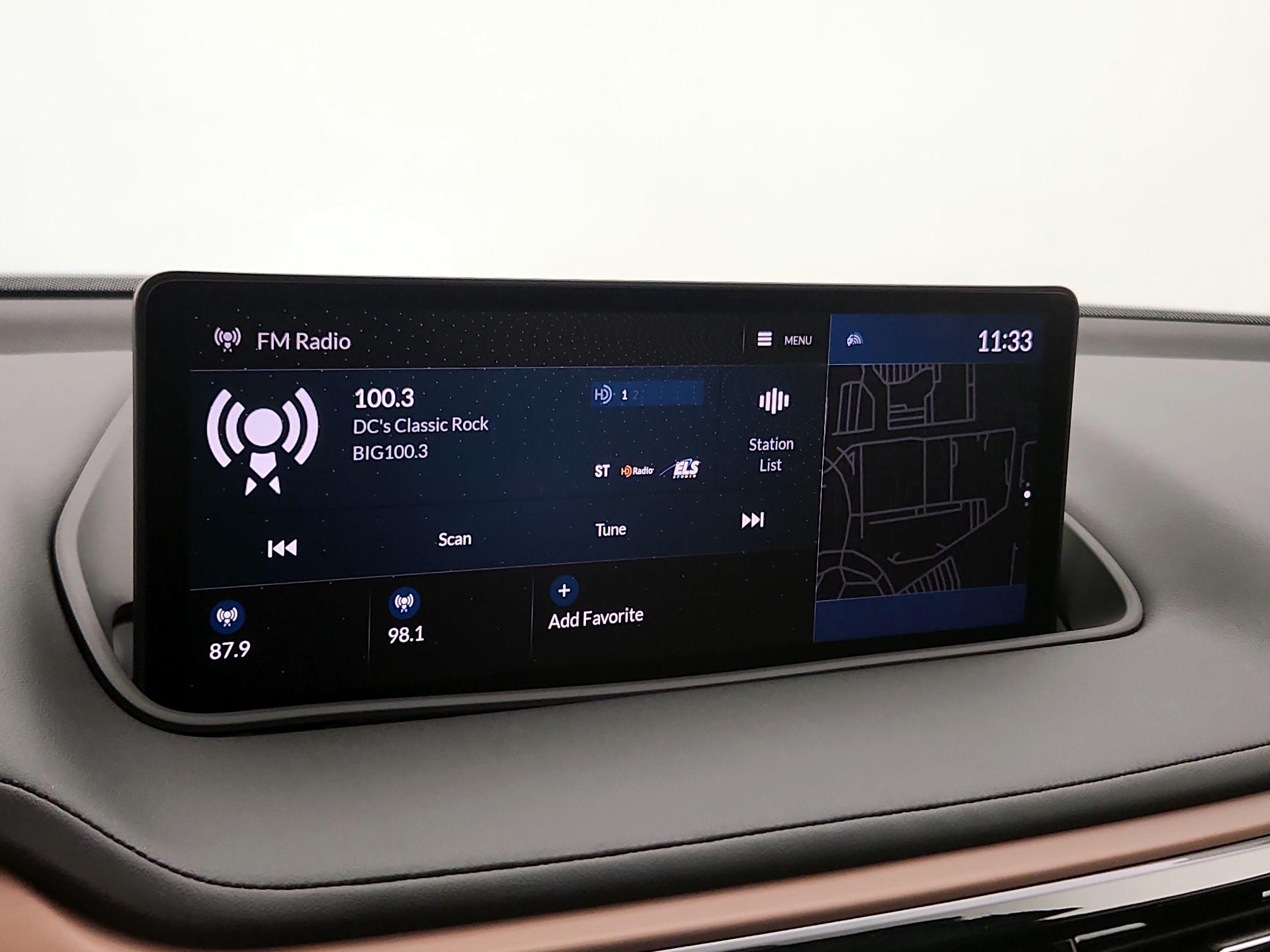 Thumbnail: 2022 Acura MDX - 16