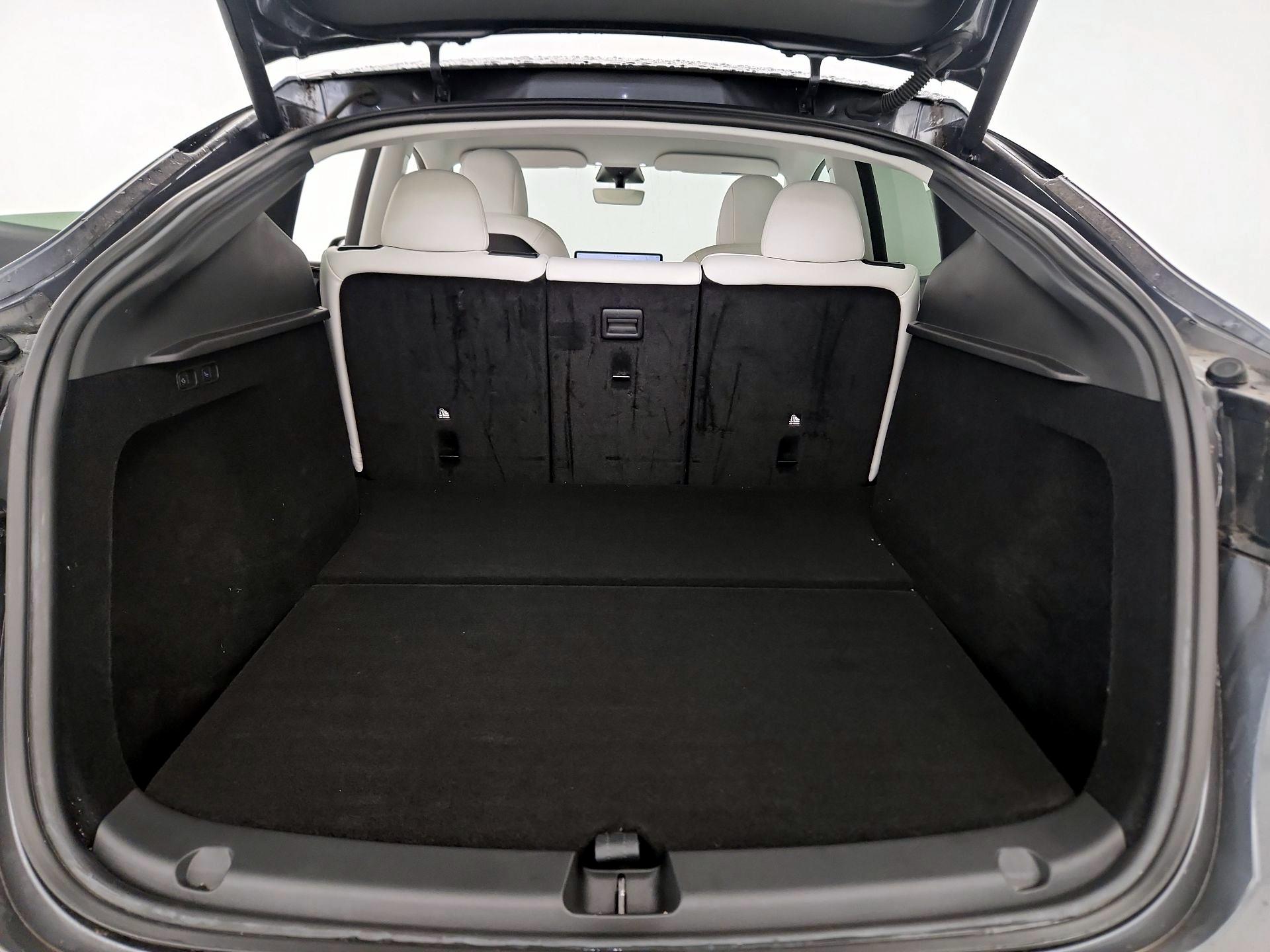 Thumbnail: 2023 Tesla Model Y - 19