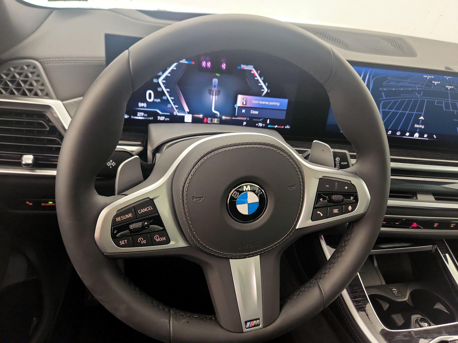 Thumbnail: 2026 BMW X5 - 10