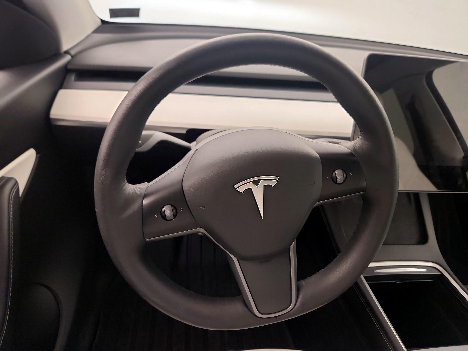 Thumbnail: 2021 Tesla Model Y - 10