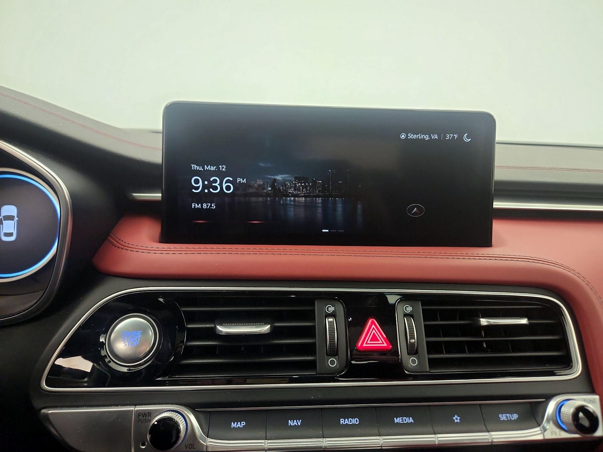 Thumbnail: 2023 Genesis G70 - 16