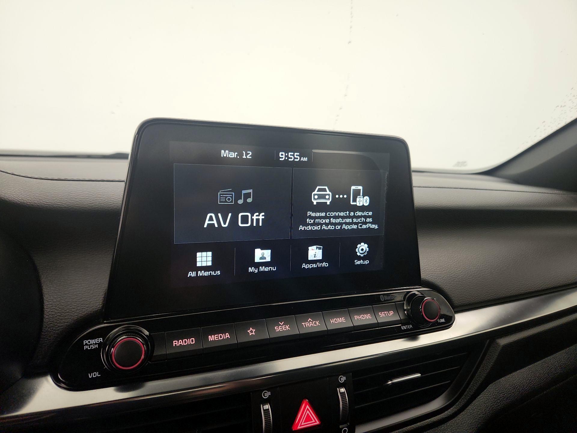 Thumbnail: 2020 Kia Forte - 15