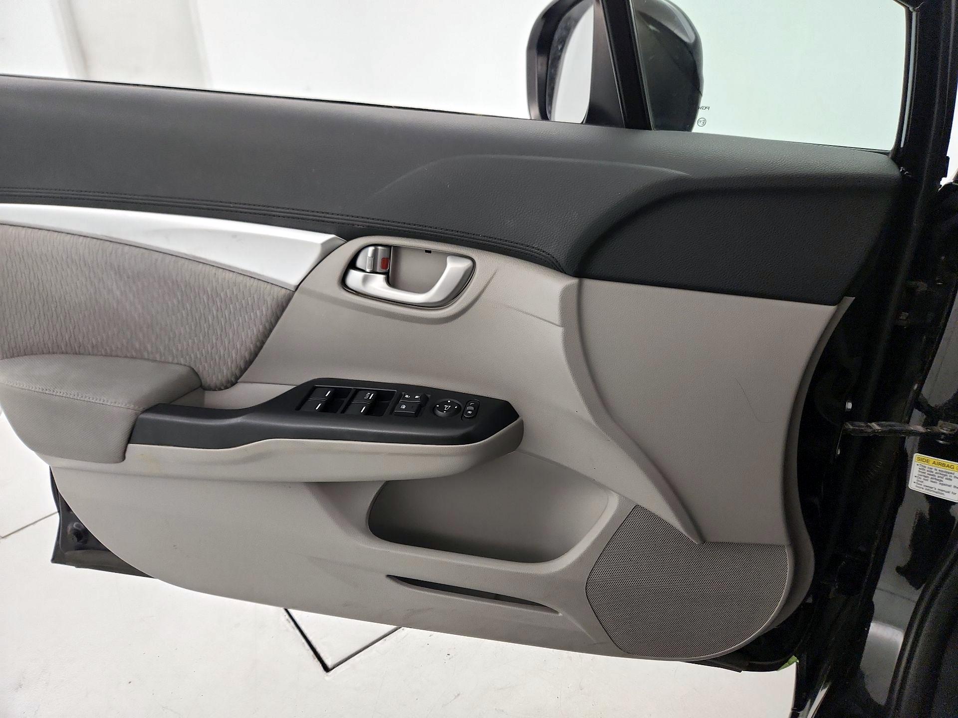 Thumbnail: 2015 Honda Civic - 12