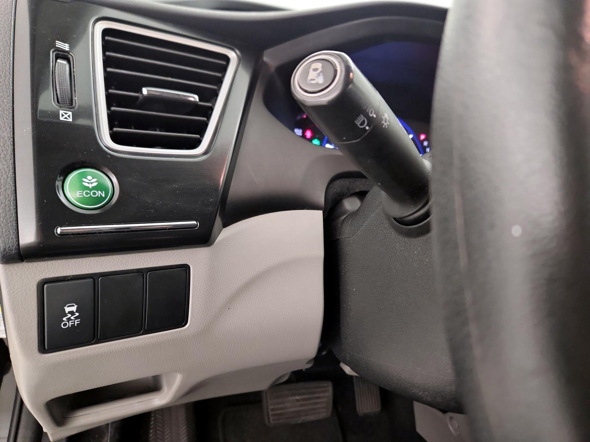 Thumbnail: 2015 Honda Civic - 13