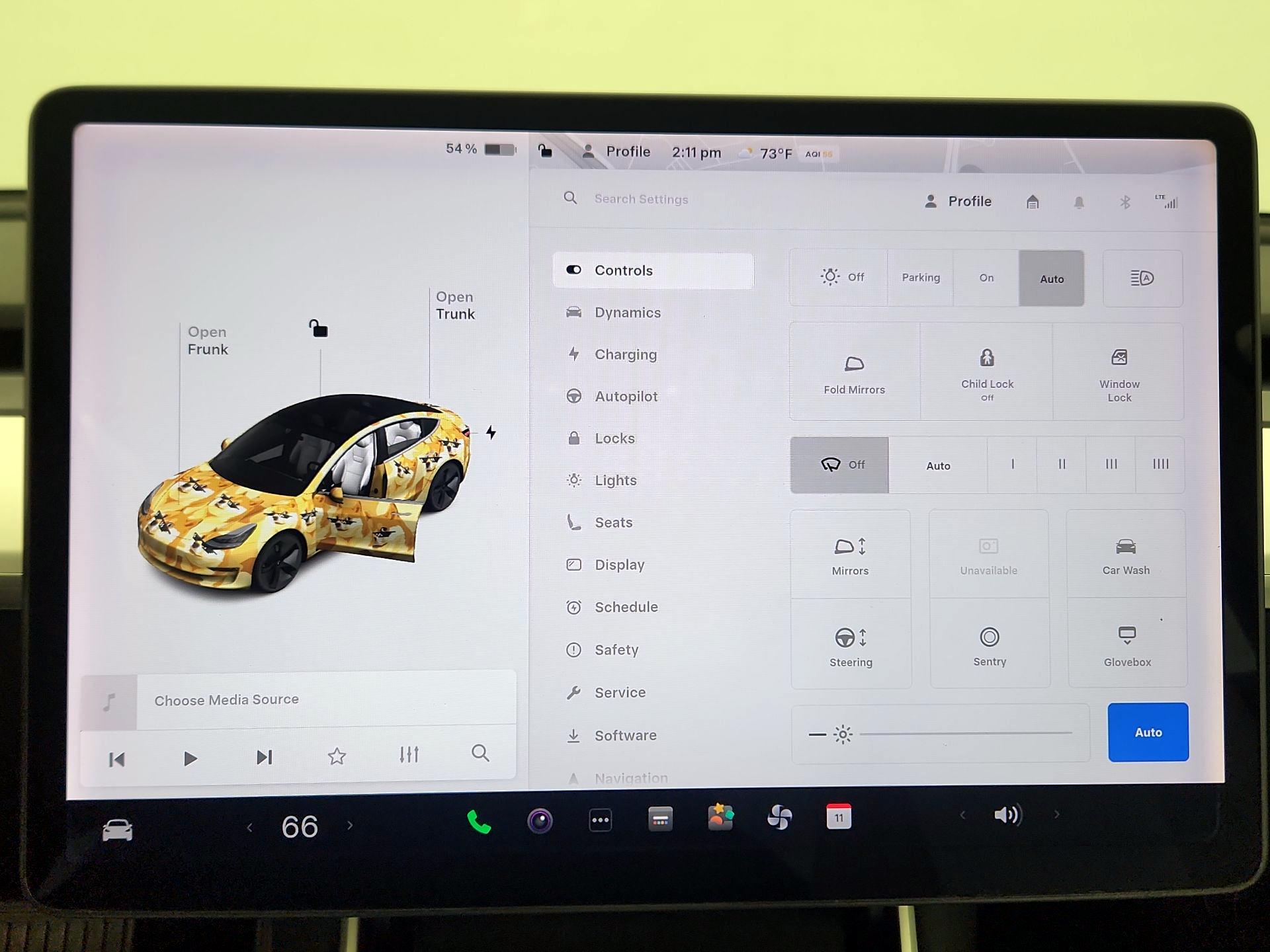 Thumbnail: 2019 Tesla Model 3 - 14