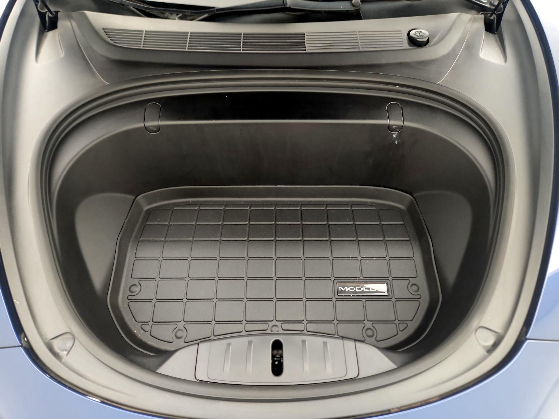 Thumbnail: 2019 Tesla Model 3 - 20