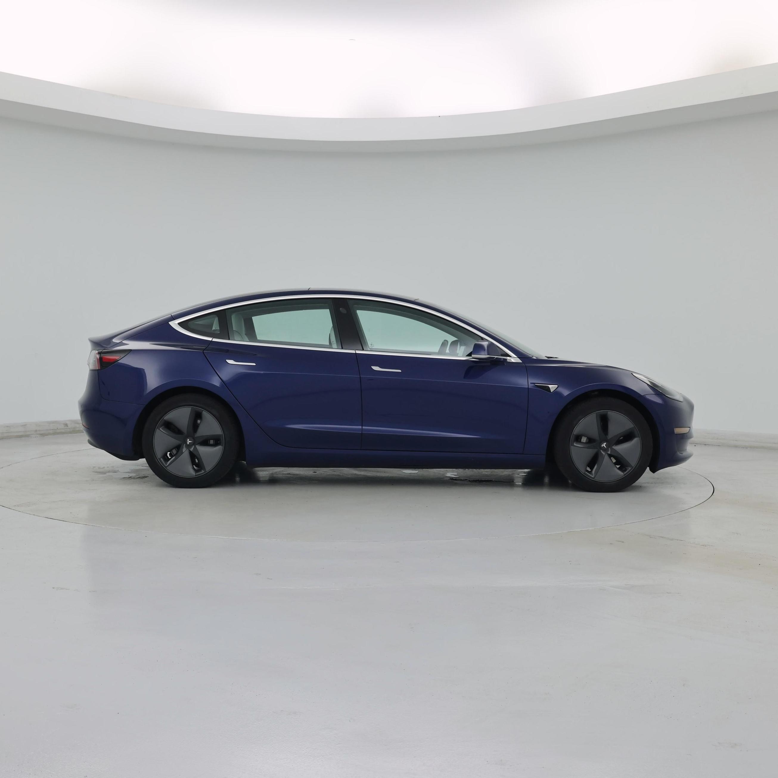 Thumbnail: 2019 Tesla Model 3 - 7