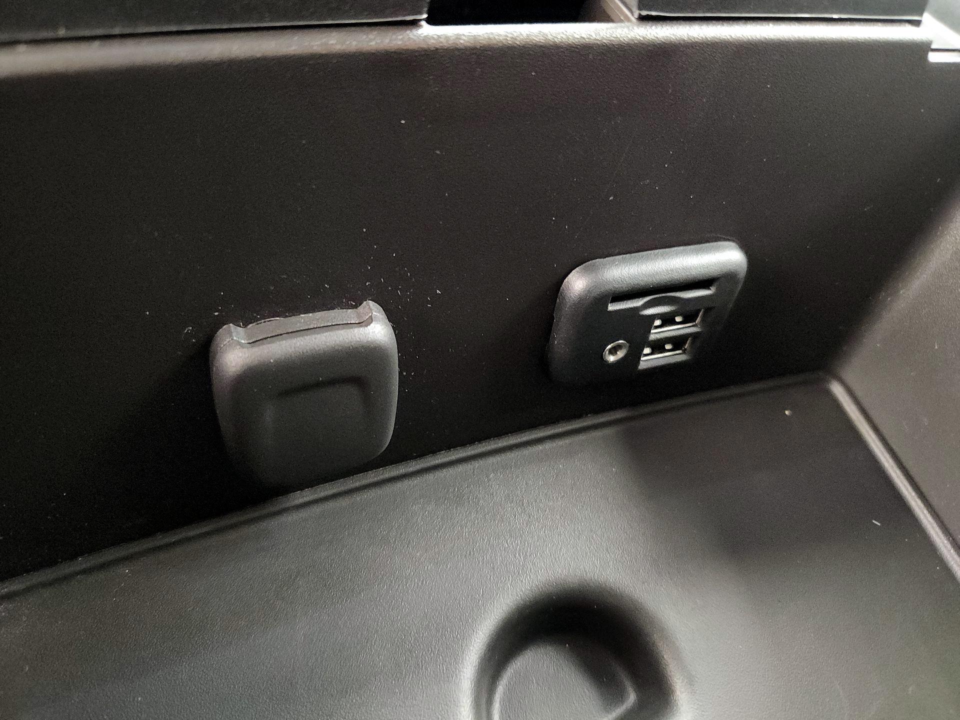 Thumbnail: 2014 GMC Sierra 1500 - 18