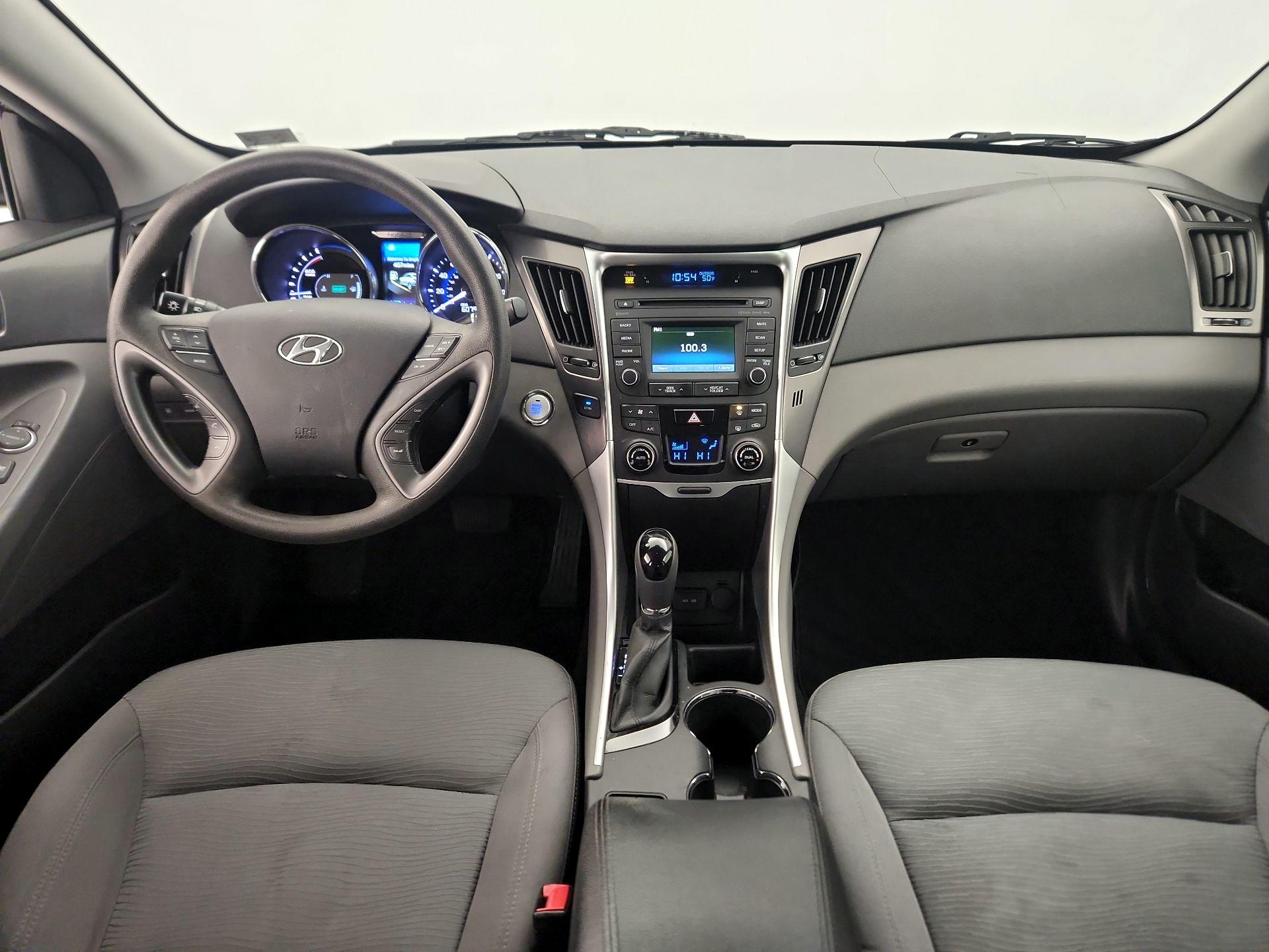 Thumbnail: 2015 Hyundai Sonata - 9