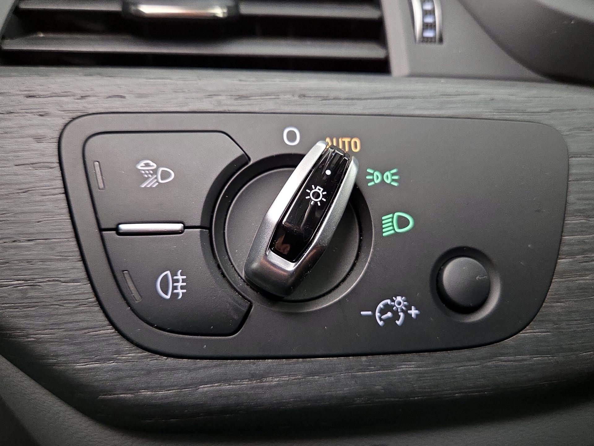 Thumbnail: 2017 Audi A4 - 13