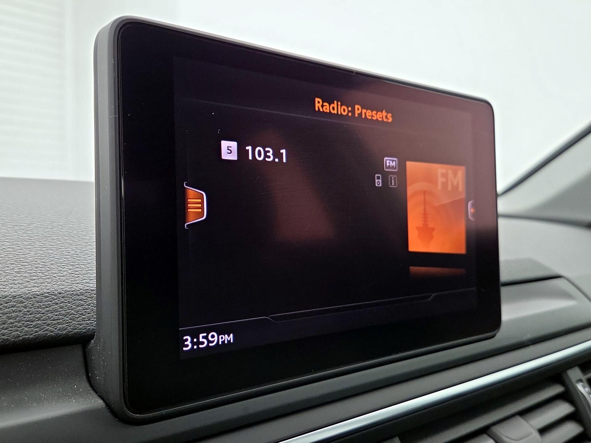 Thumbnail: 2017 Audi A4 - 15