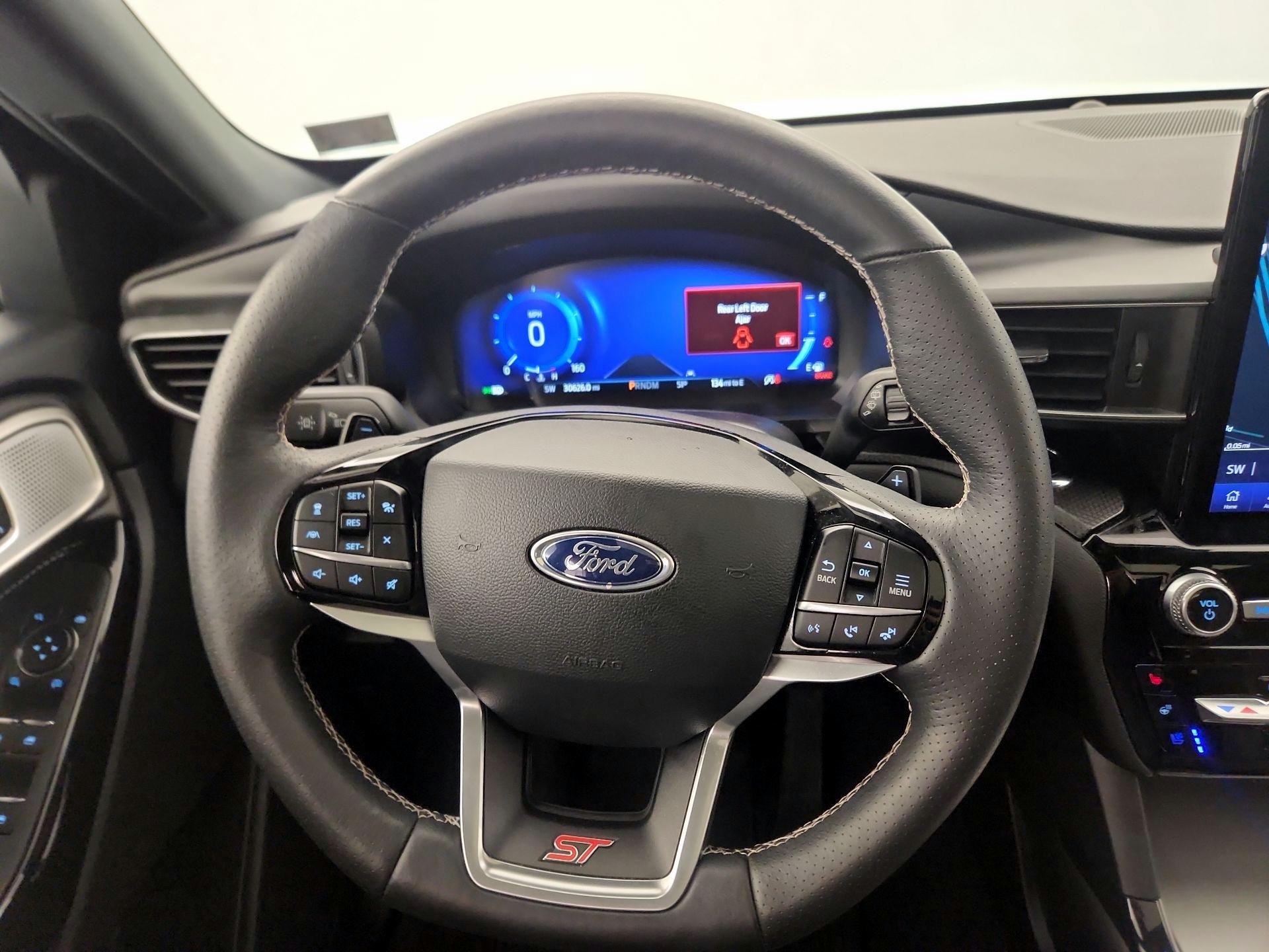 Thumbnail: 2023 Ford Explorer - 10