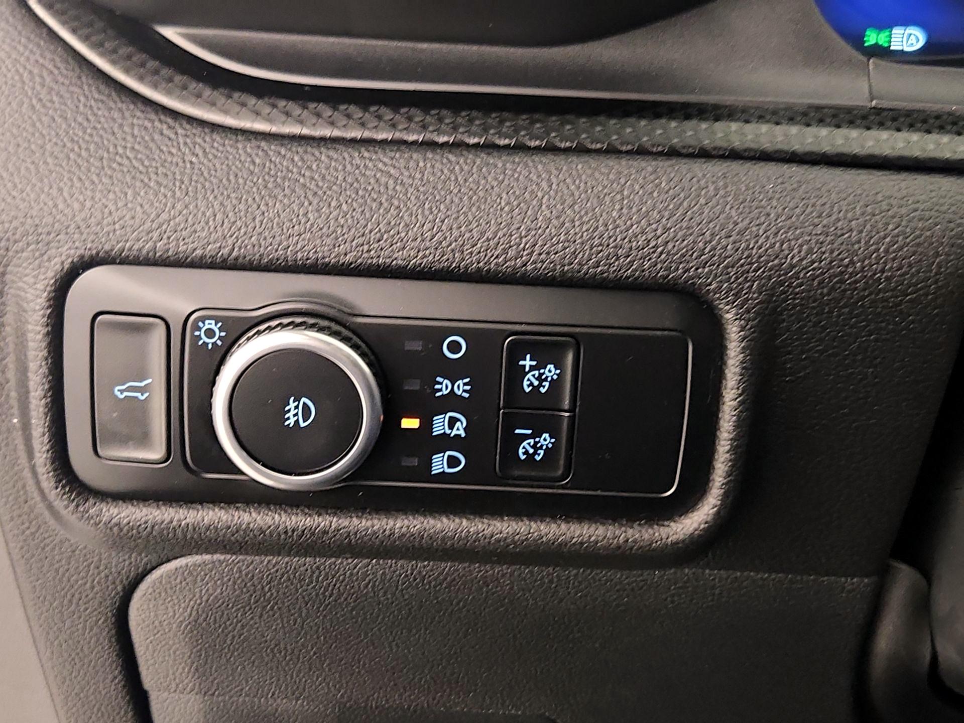 Thumbnail: 2023 Ford Explorer - 13