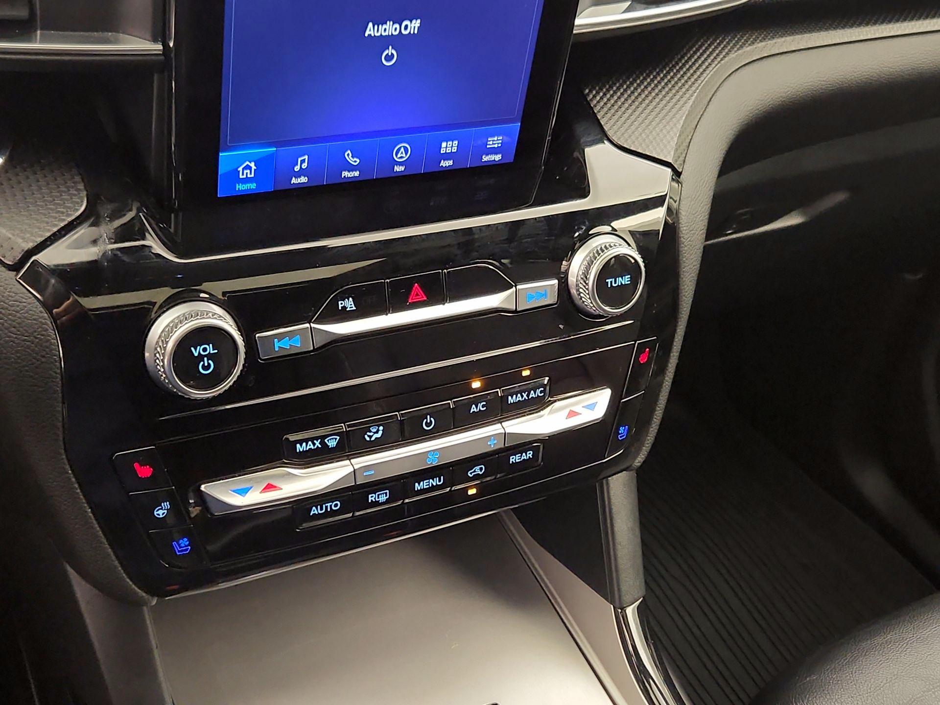 Thumbnail: 2023 Ford Explorer - 17